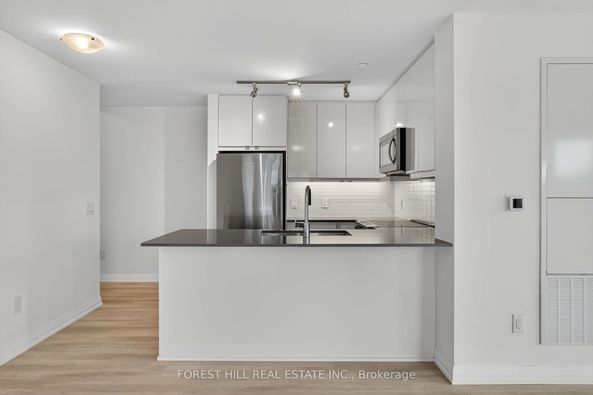 3260 Sheppard Avenue E, #414