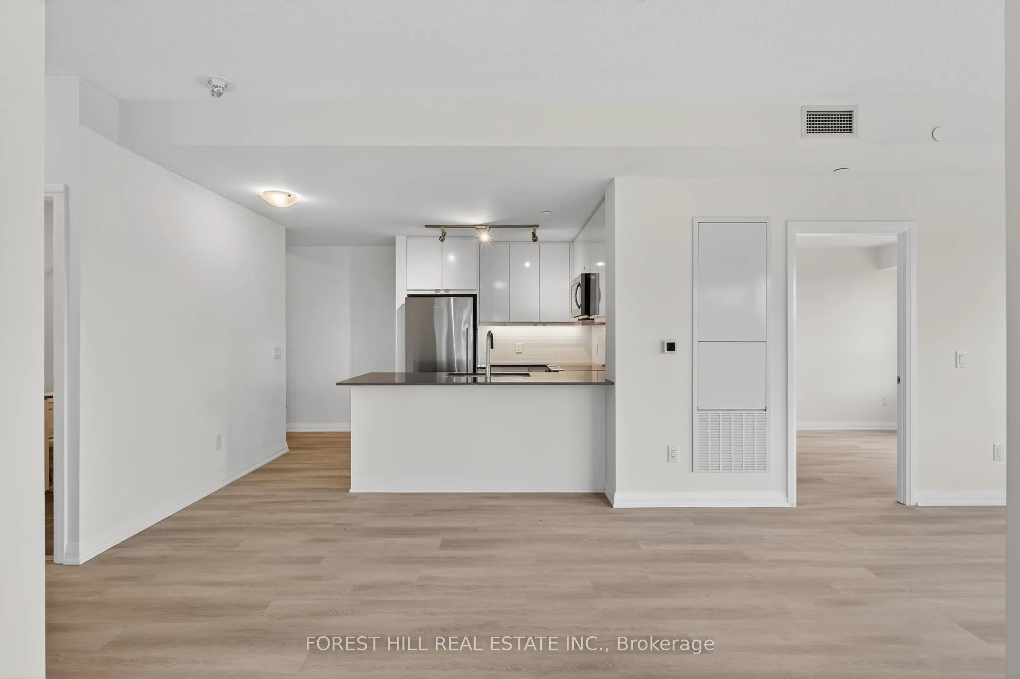 3260 Sheppard Avenue E, #414