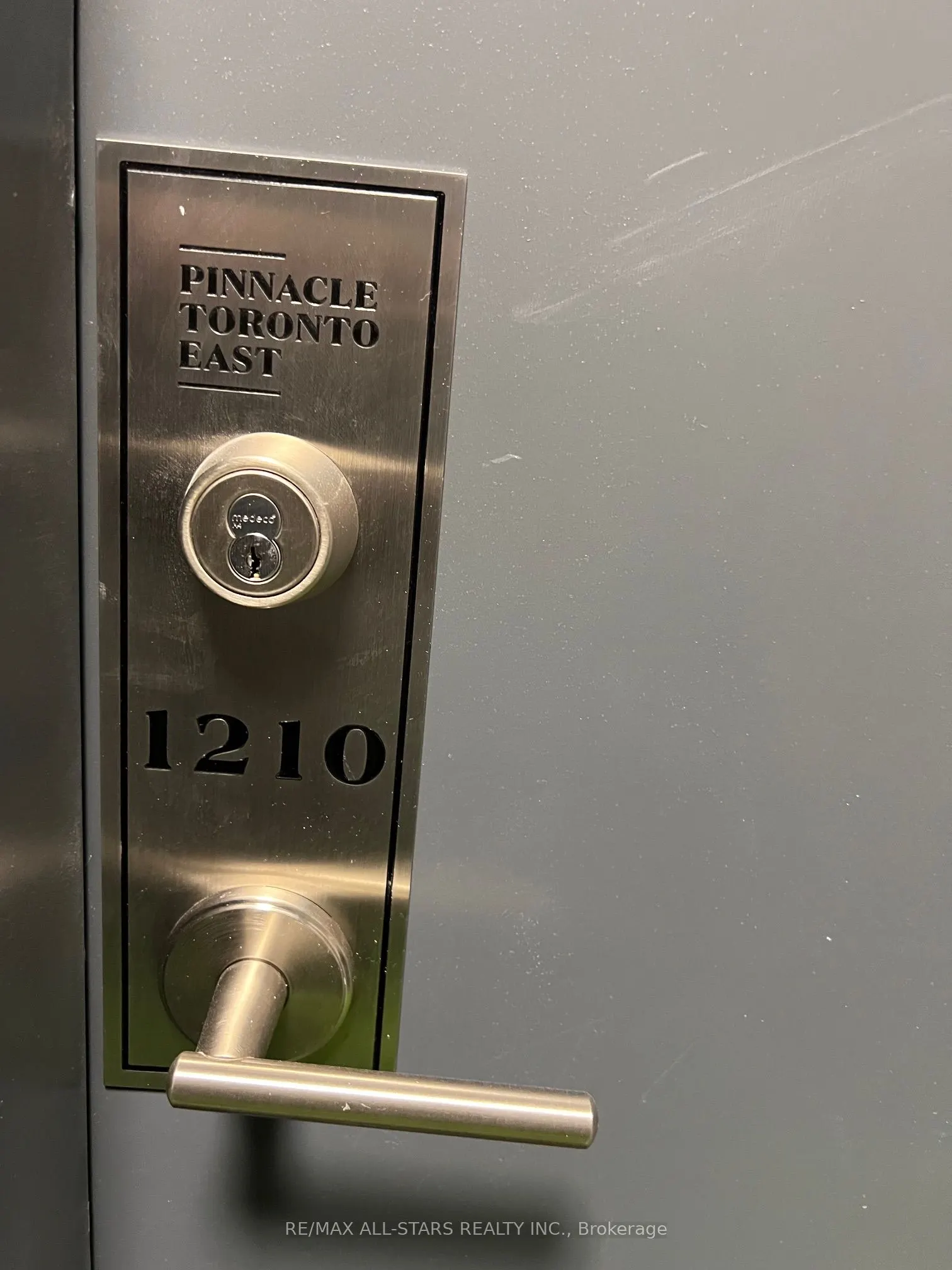 3260 Sheppard Avenue E, #1210