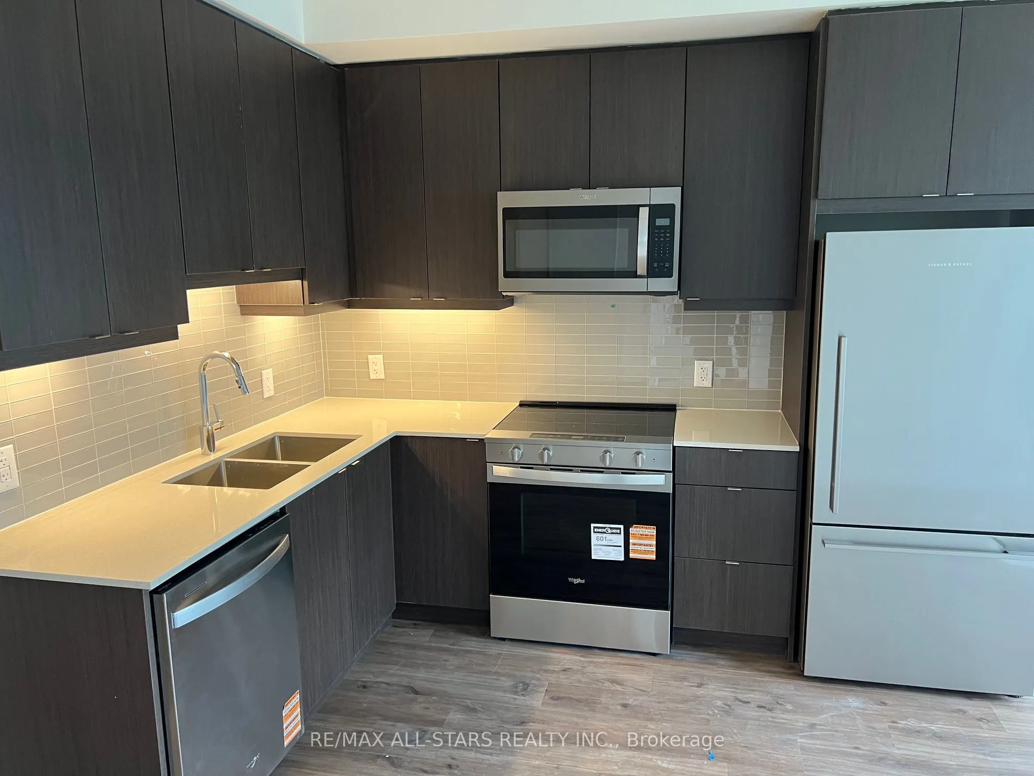 3260 Sheppard Avenue E, #1210