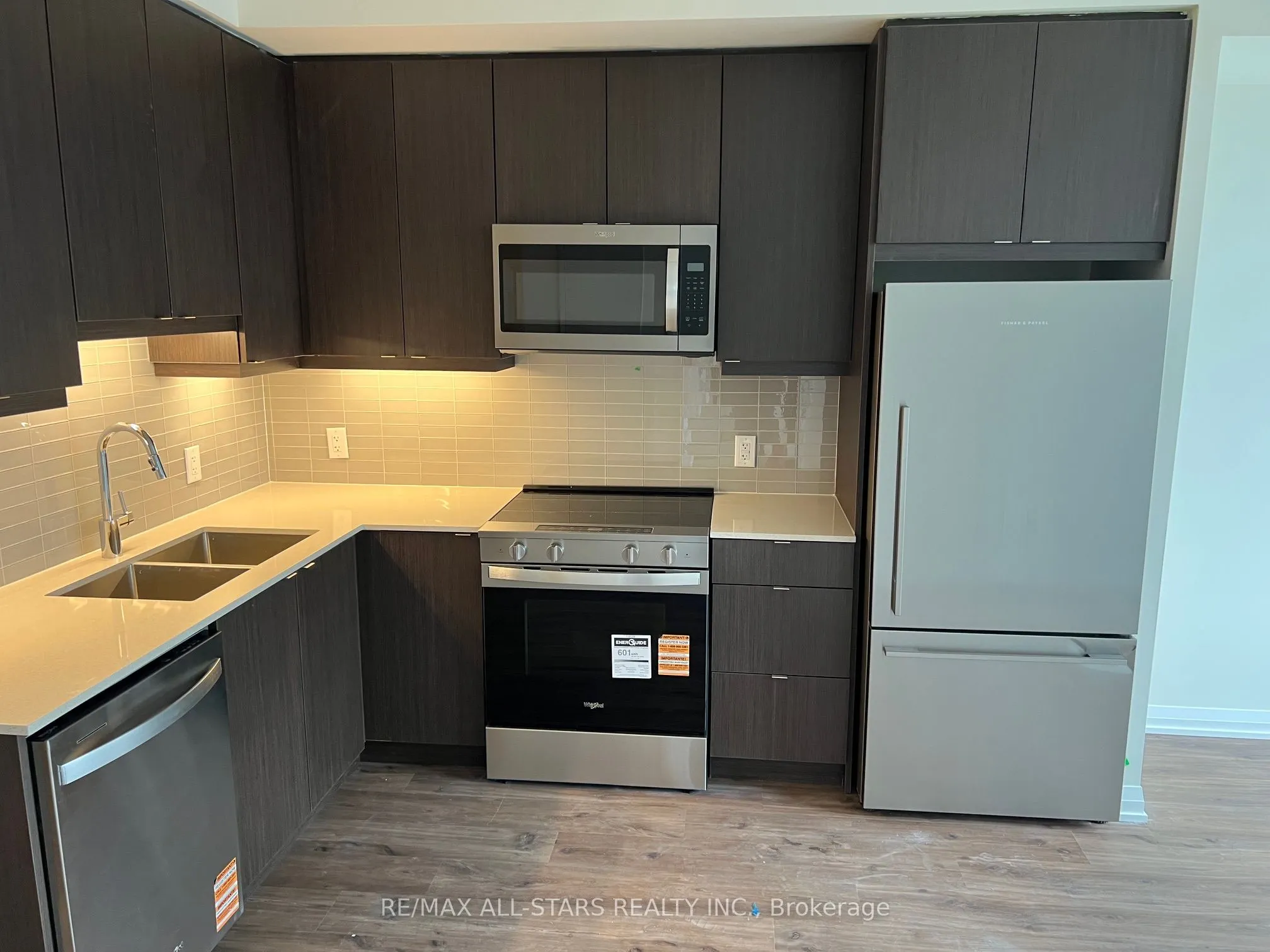 3260 Sheppard Avenue E, #1210