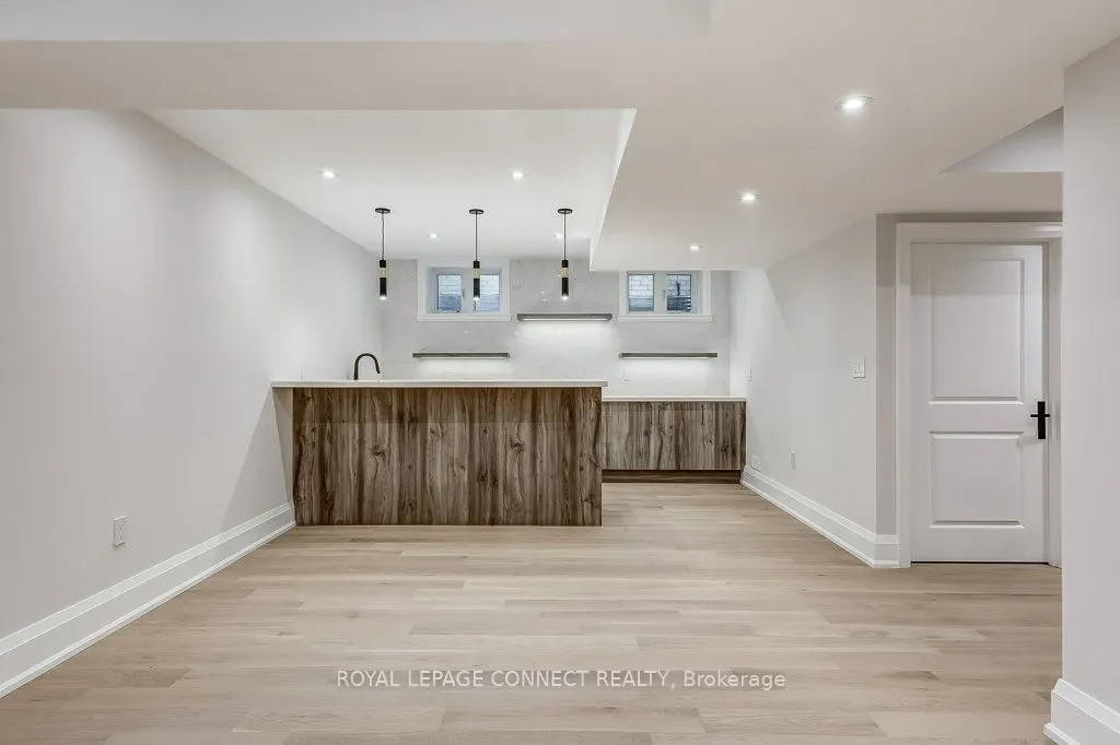 393 Rosebank Road