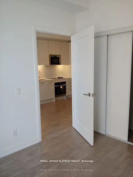 286 Main Street, #1206