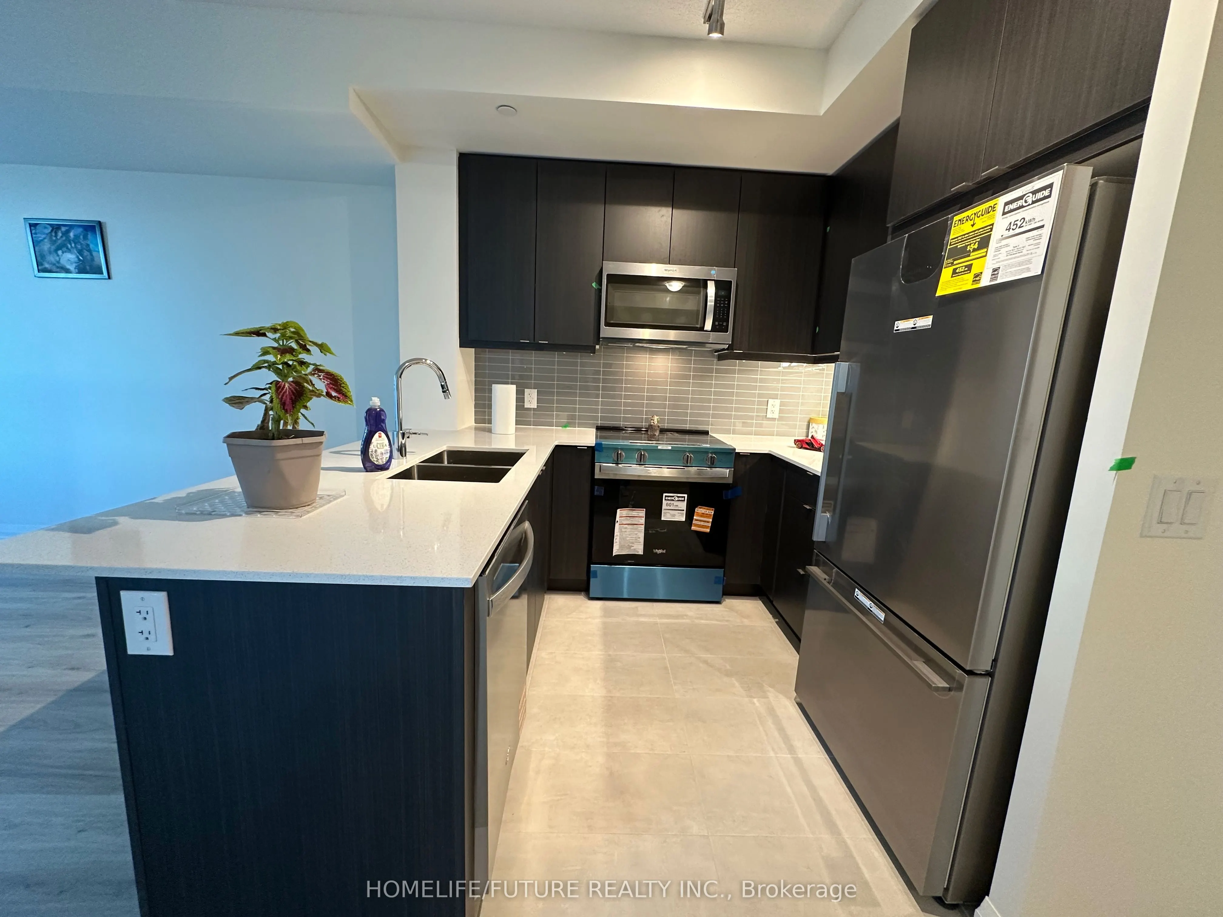 3260 Sheppard Avenue E, #1306