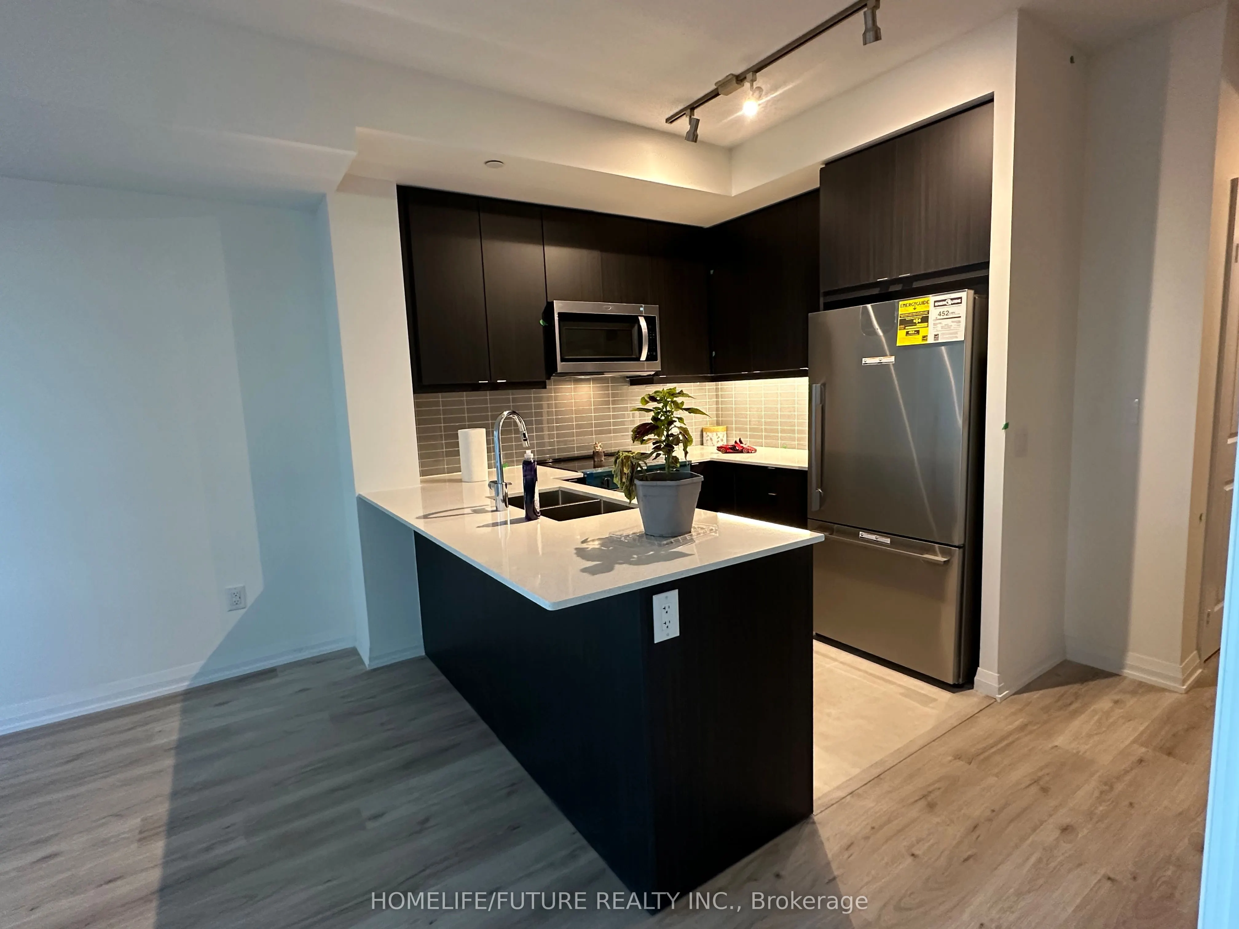 3260 Sheppard Avenue E, #1306