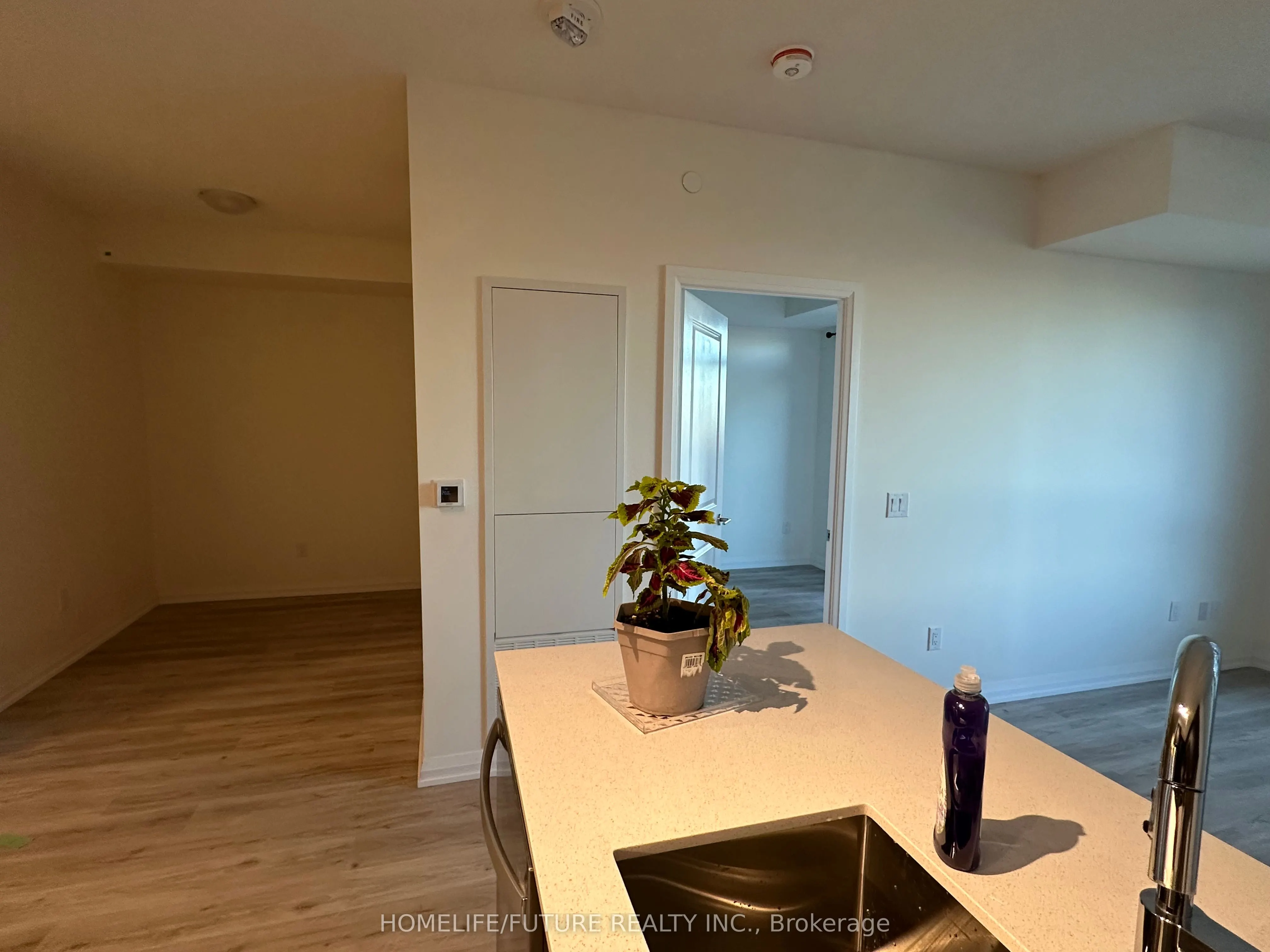 3260 Sheppard Avenue E, #1306