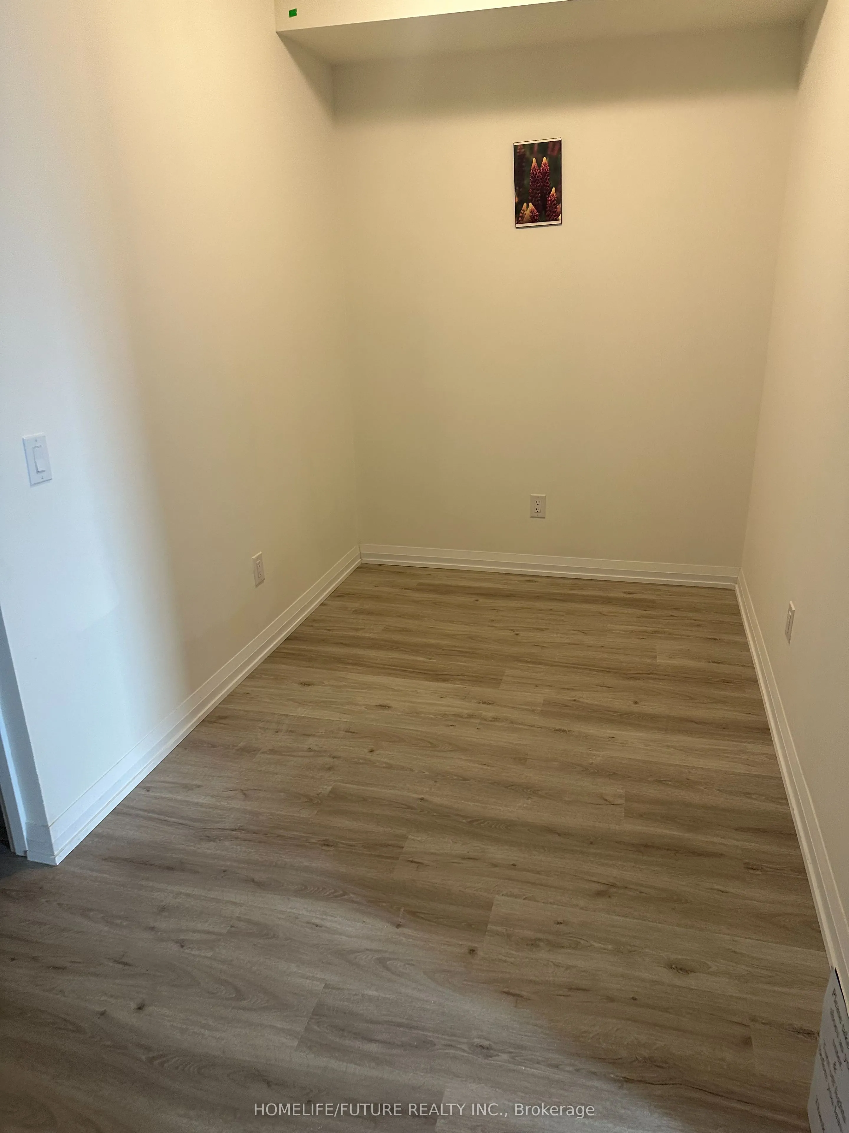 3260 Sheppard Avenue E, #1306