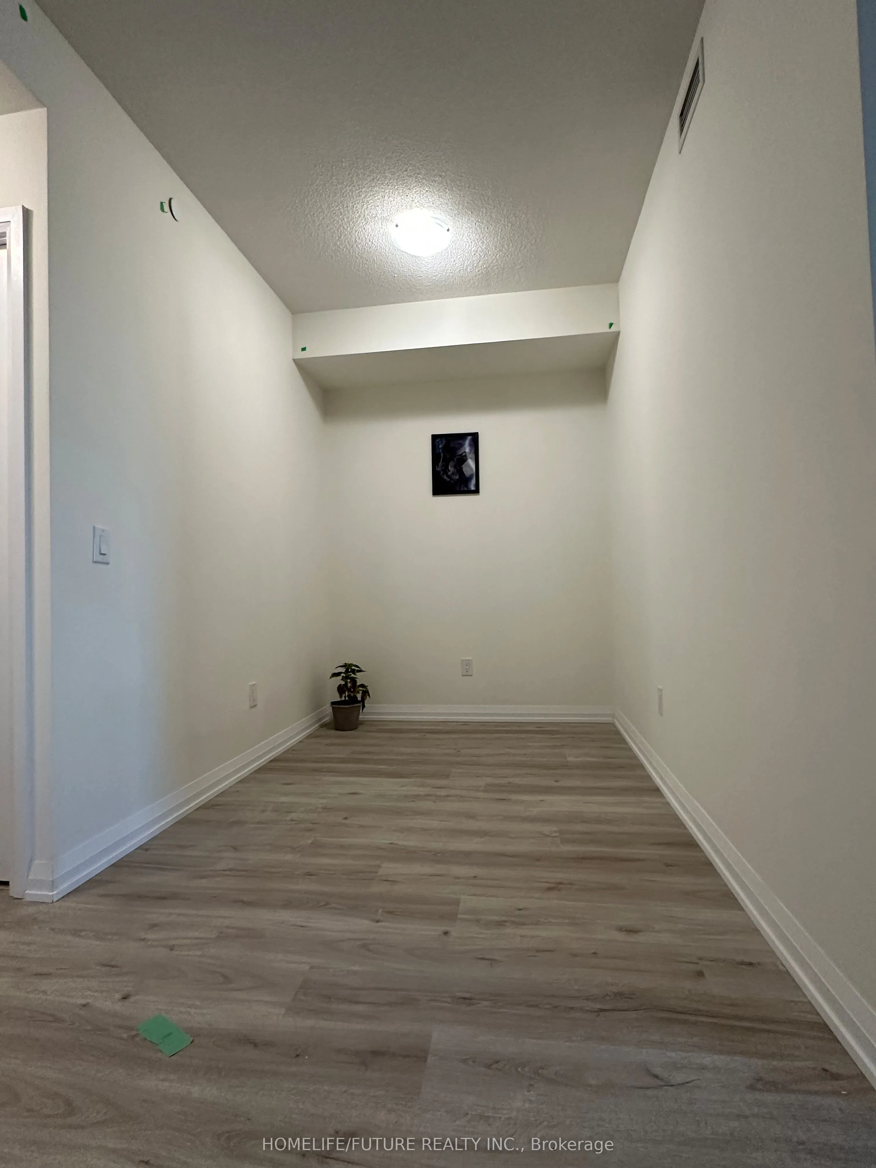3260 Sheppard Avenue E, #1306