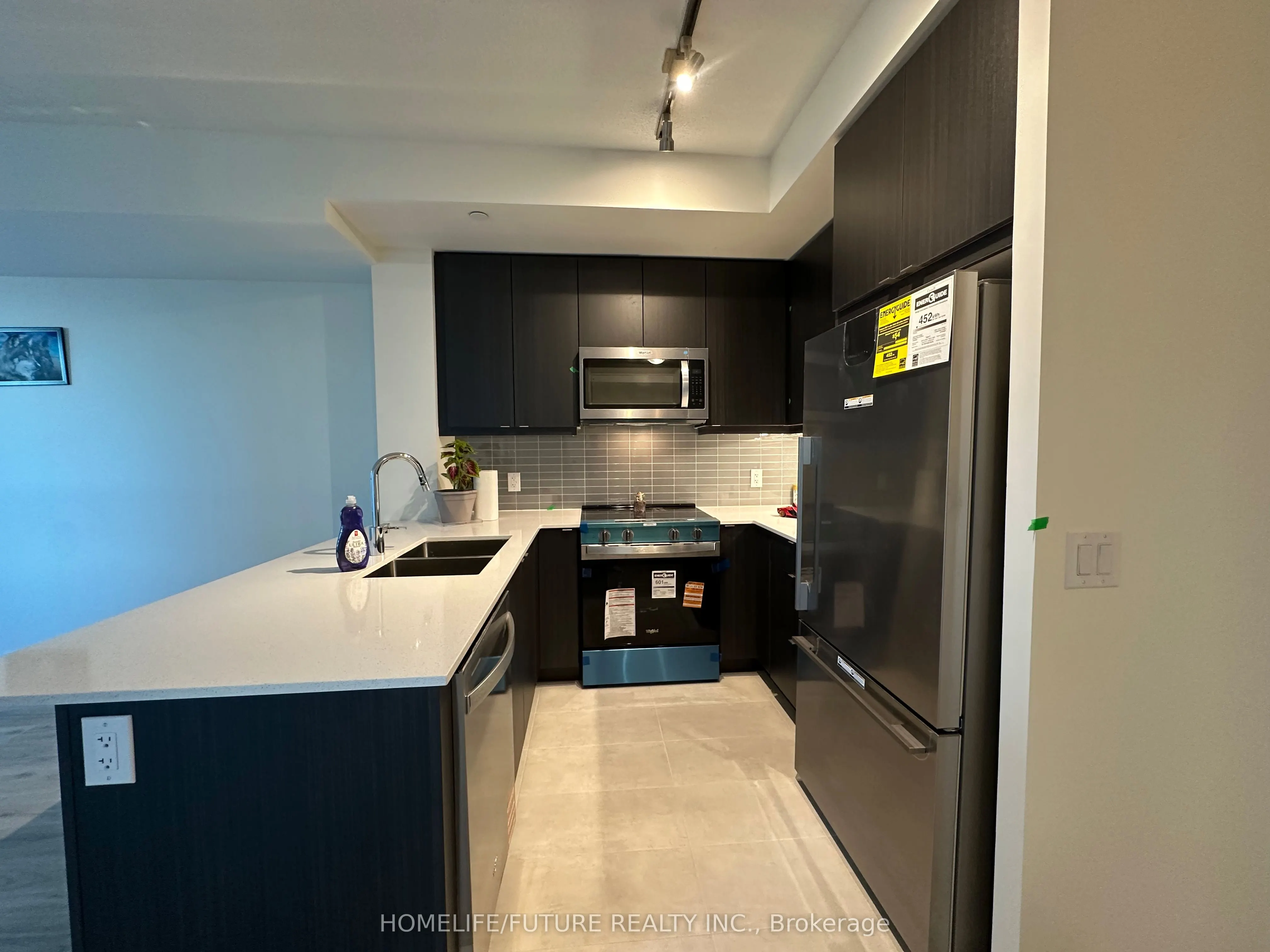 3260 Sheppard Avenue E, #1306