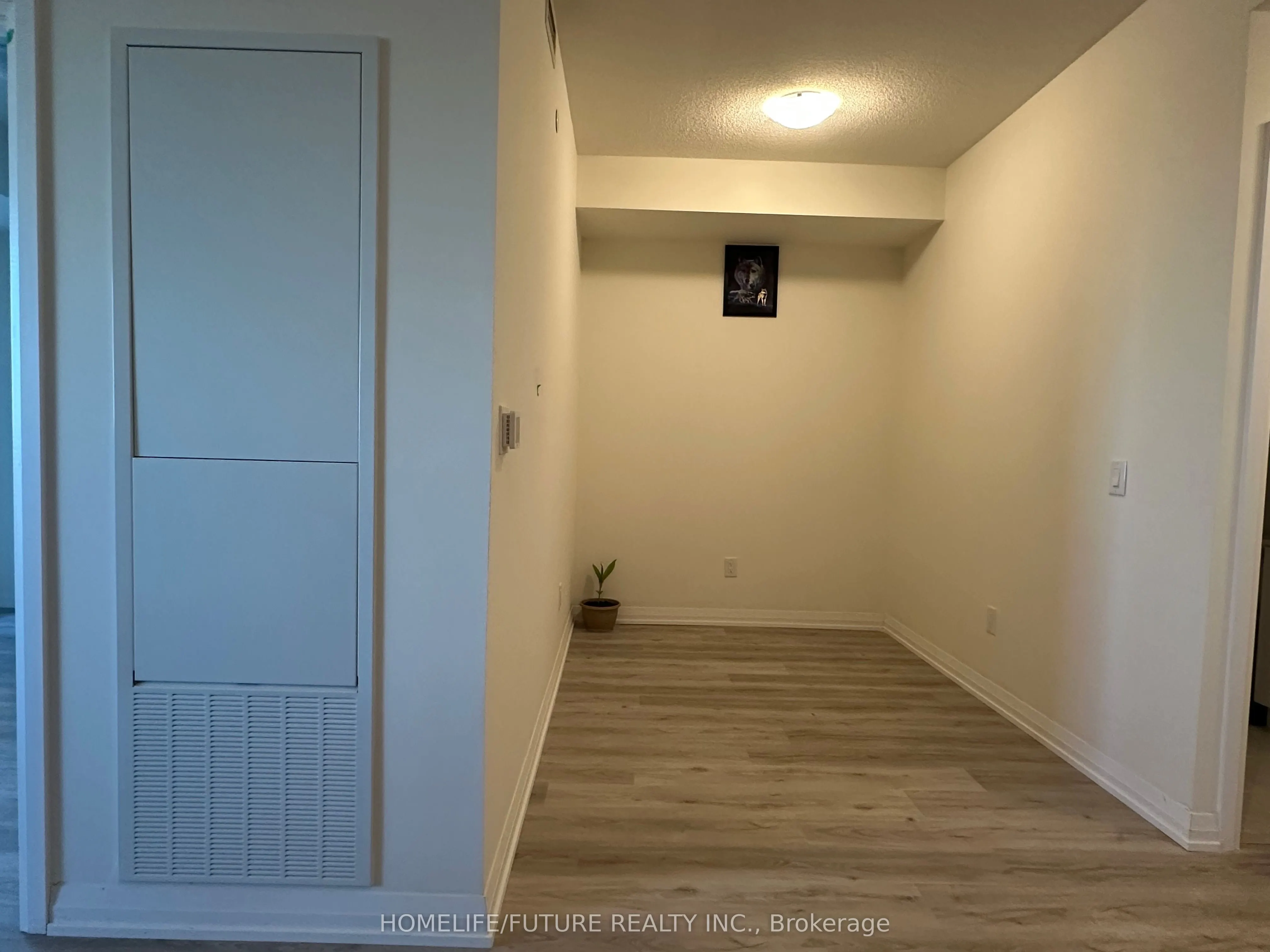 3260 Sheppard Avenue E, #1305