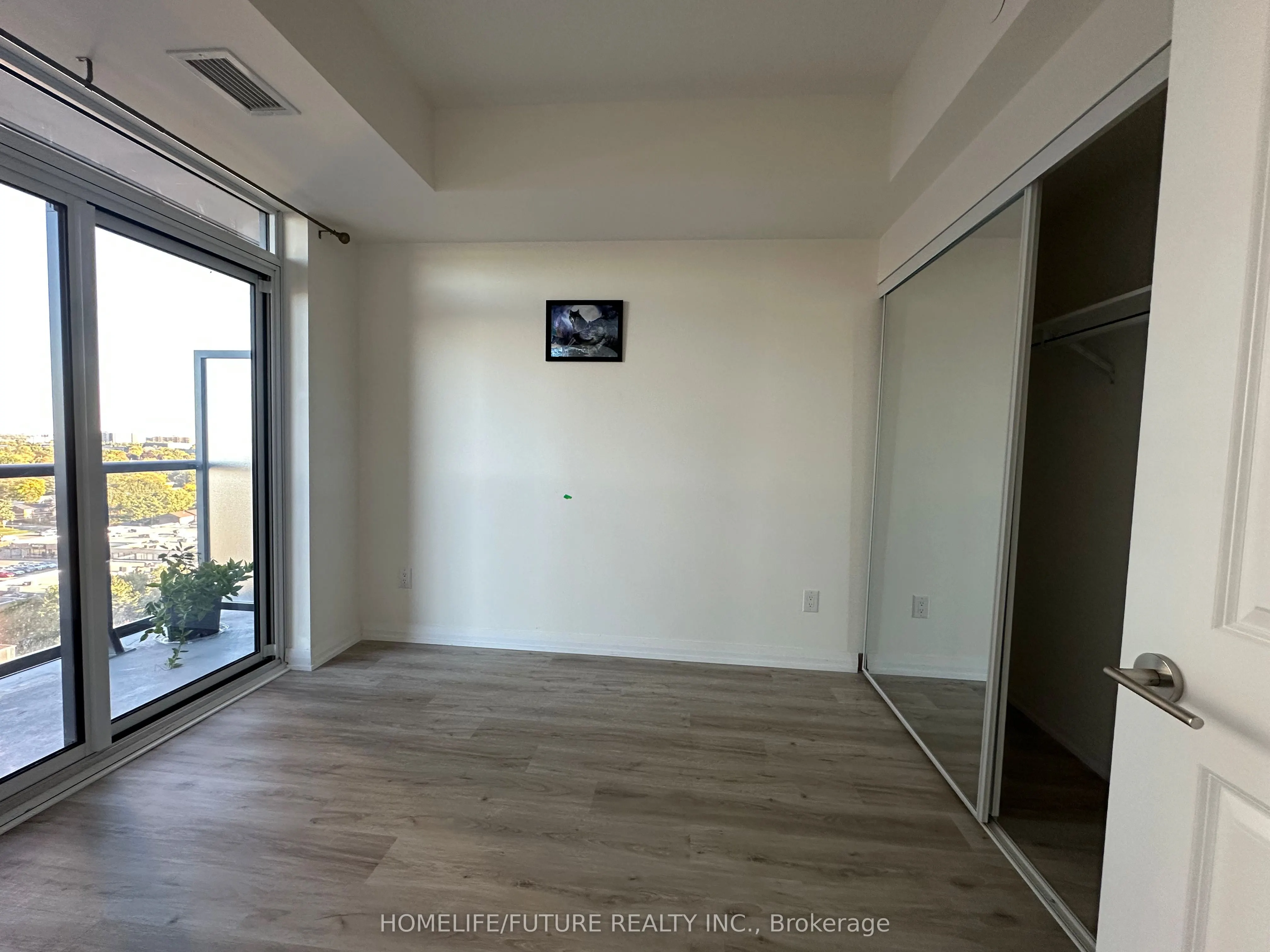 3260 Sheppard Avenue E, #1305