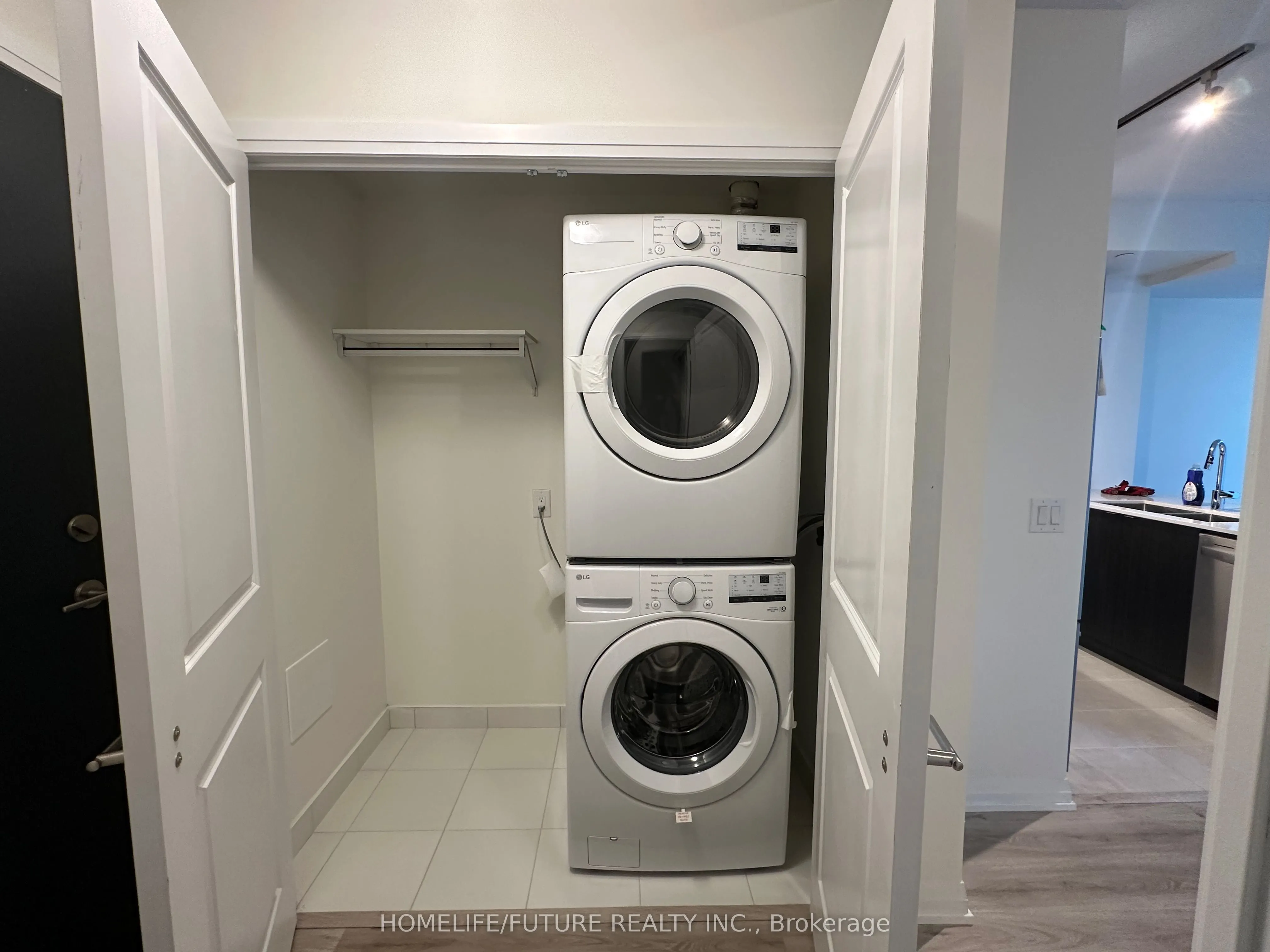 3260 Sheppard Avenue E, #1305