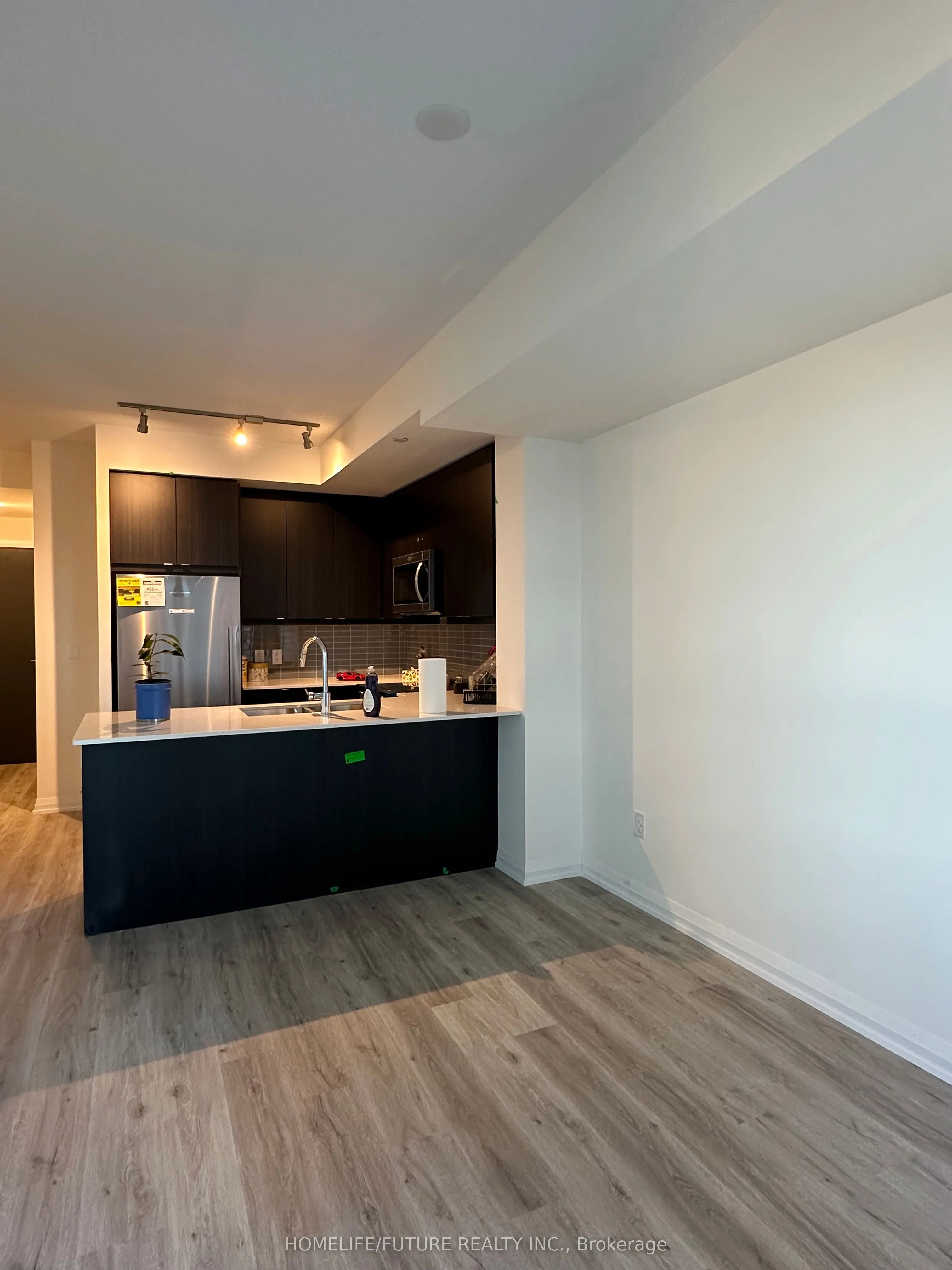 3260 Sheppard Avenue E, #1305