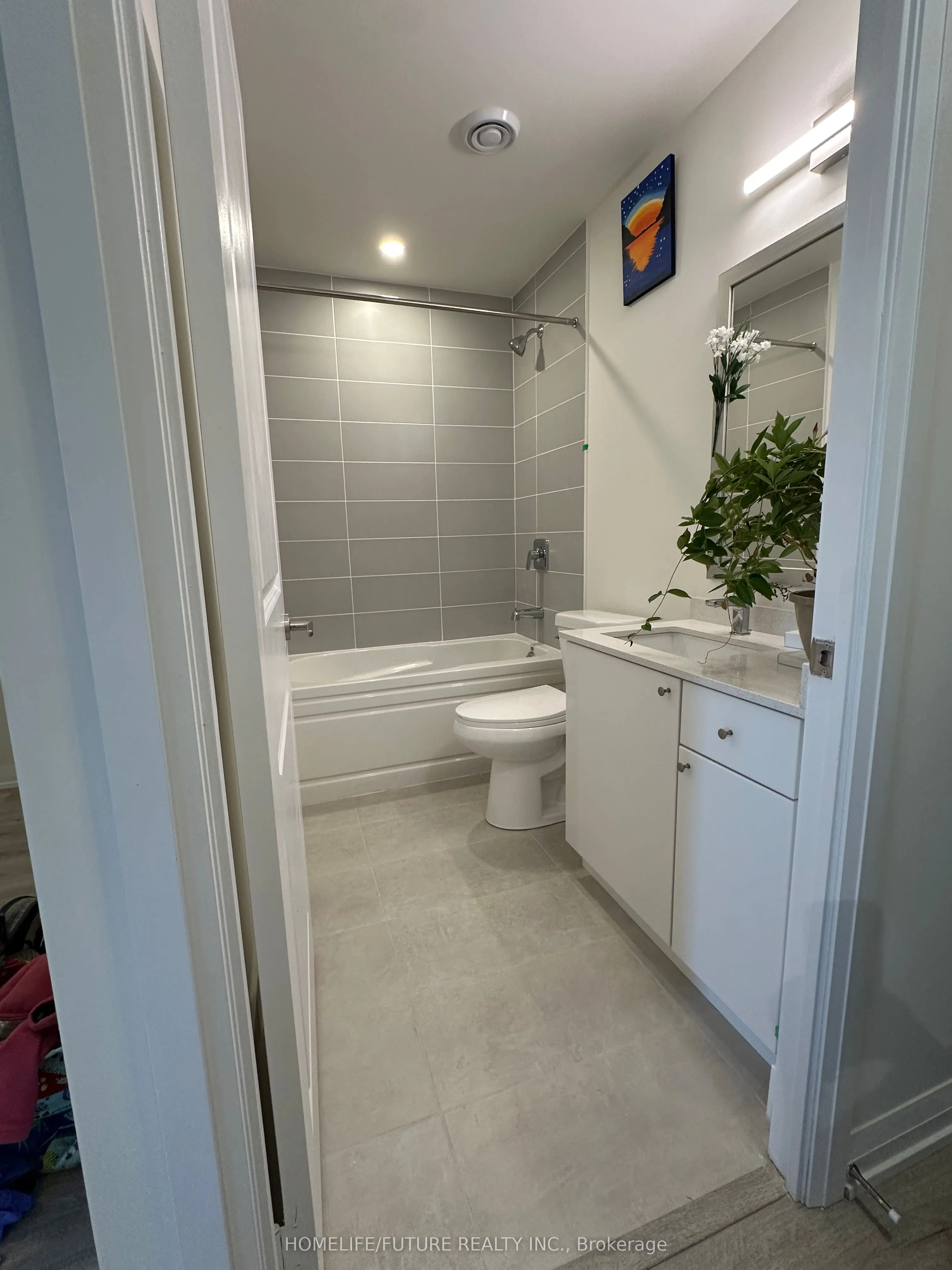 3260 Sheppard Avenue E, #1305