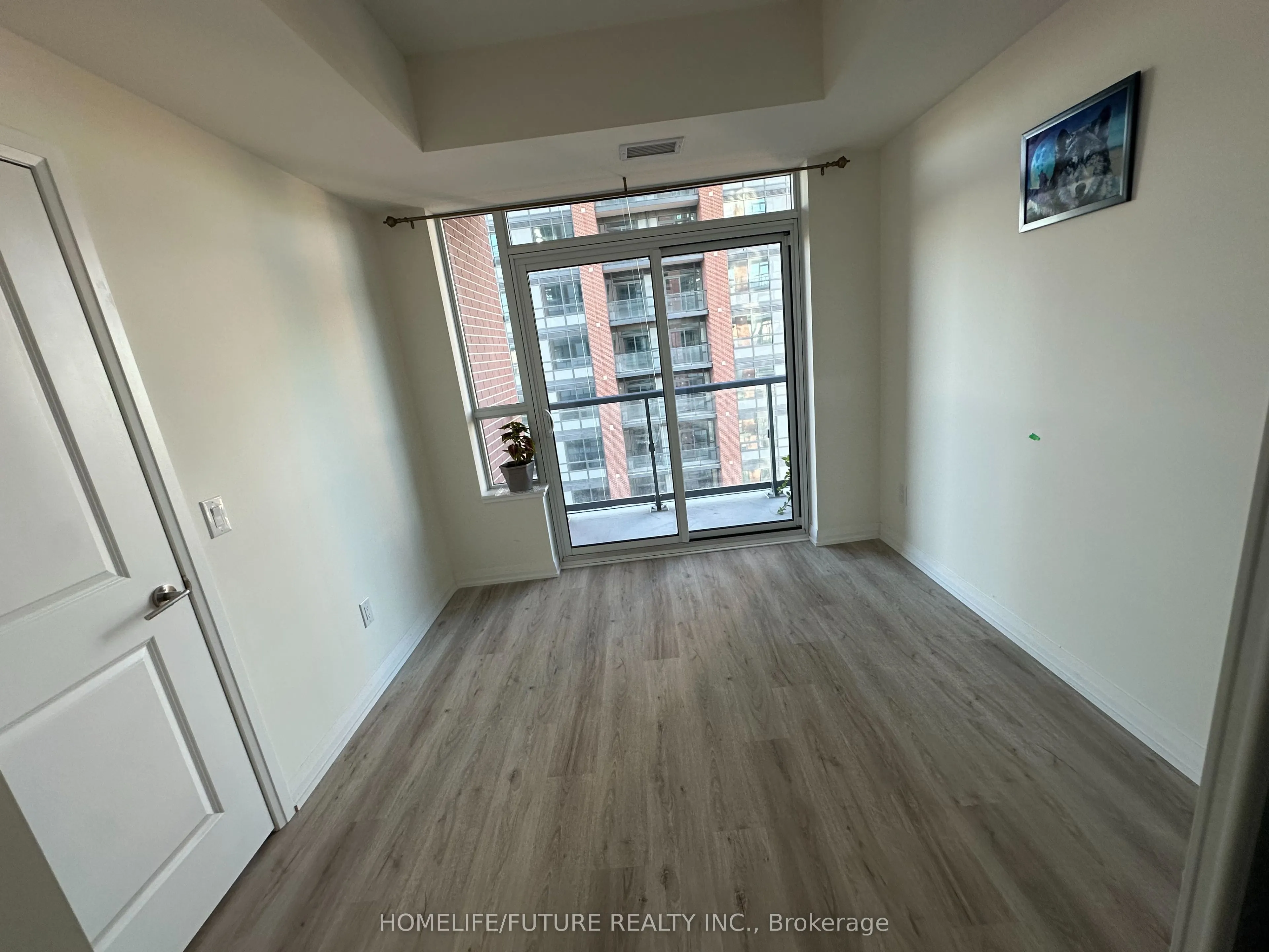 3260 Sheppard Avenue E, #1305