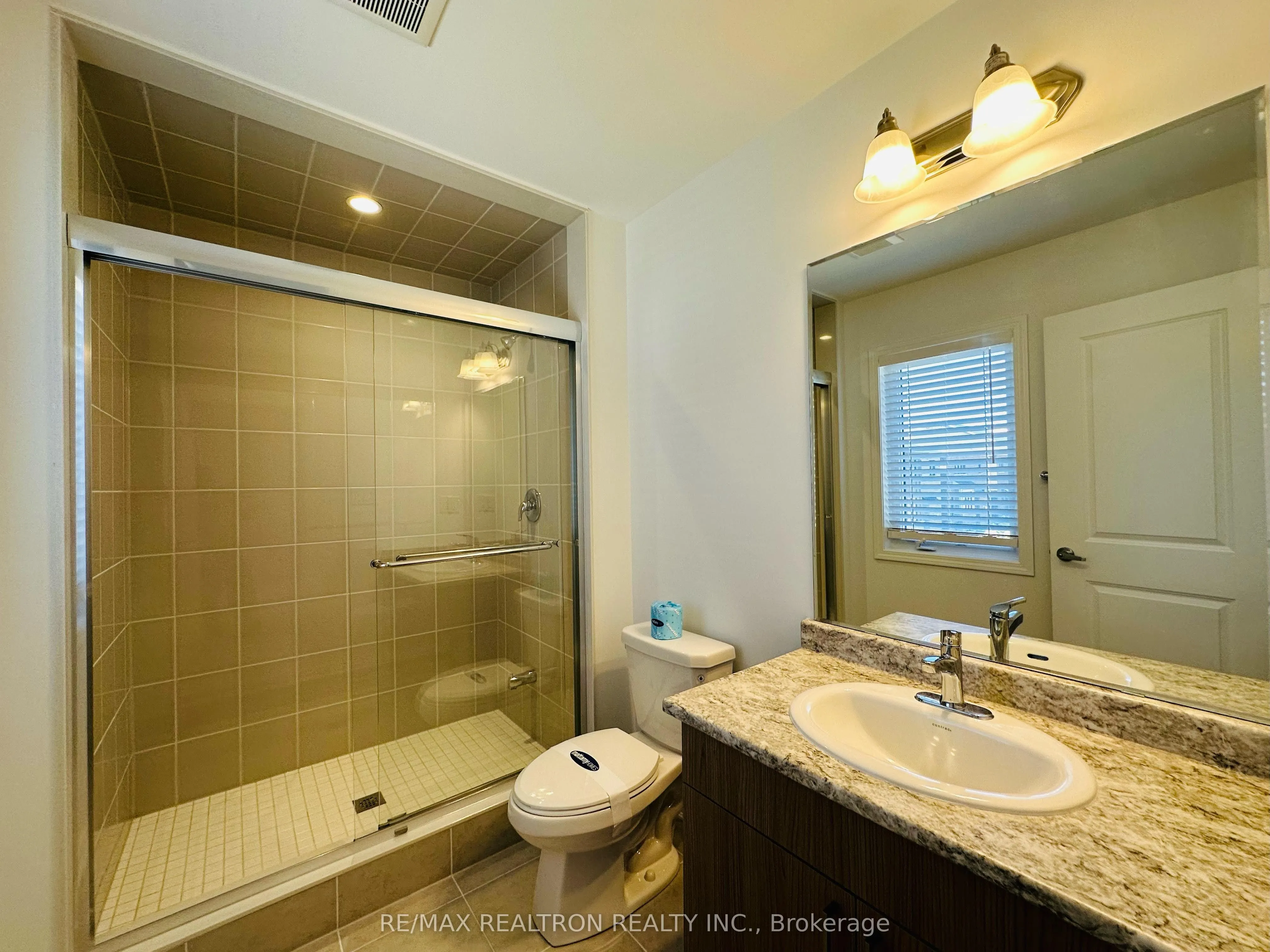 1518 Honey Locust Place