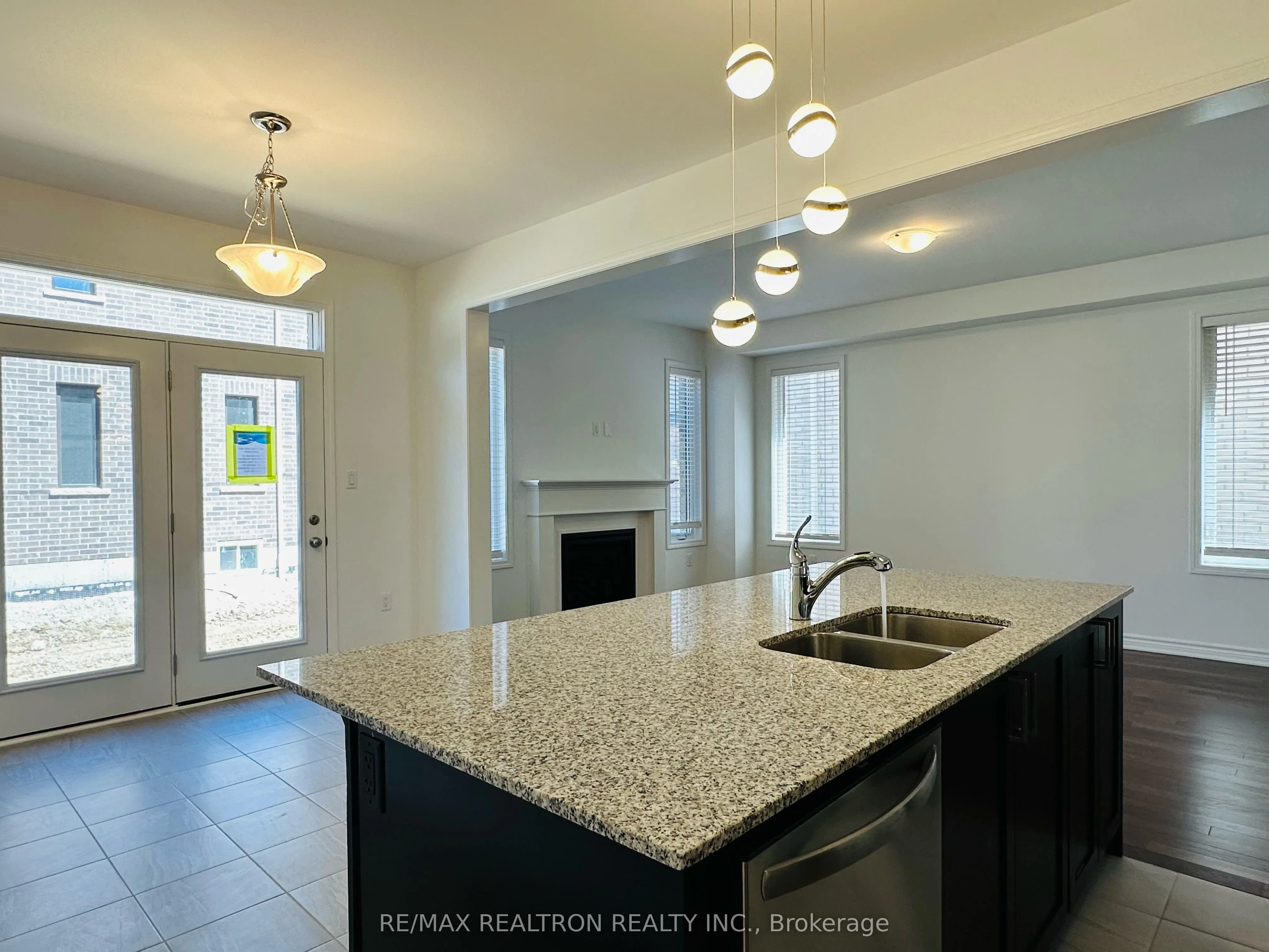 1518 Honey Locust Place
