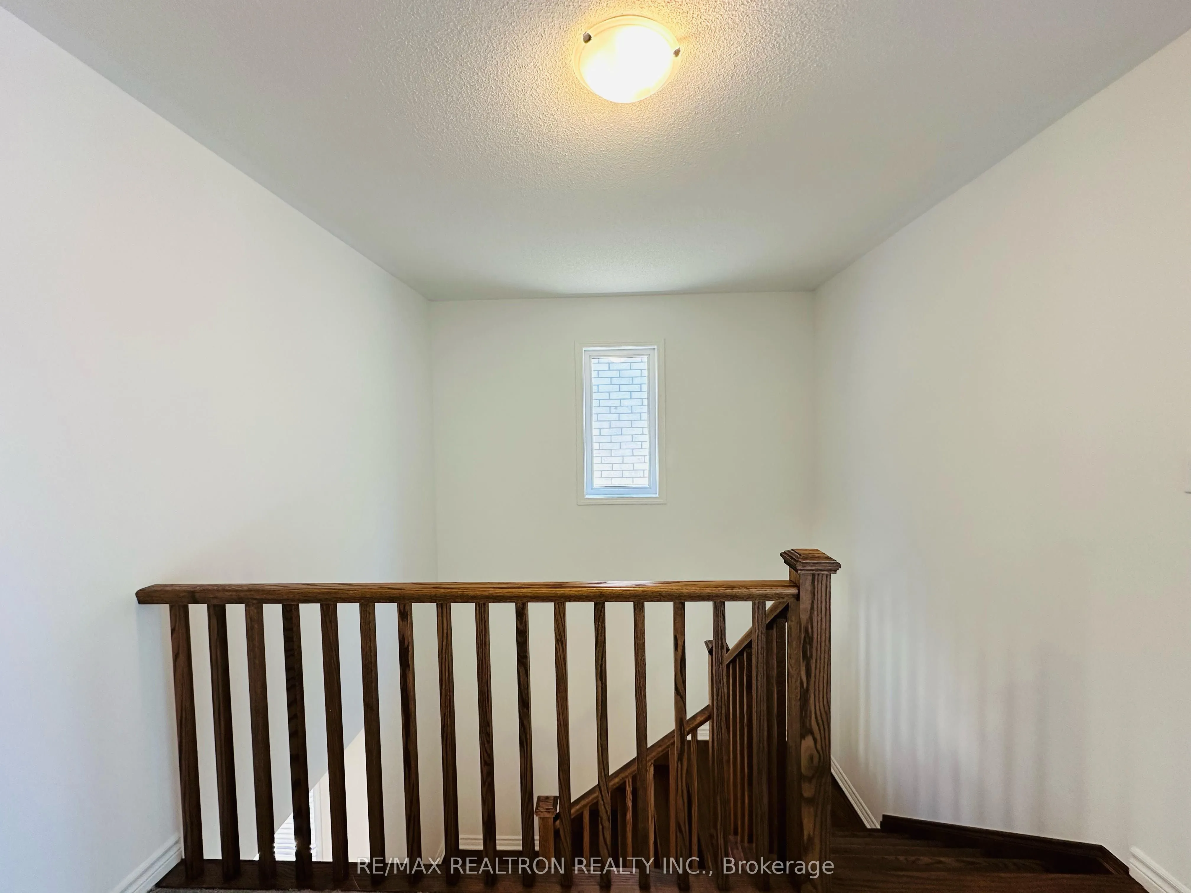 1518 Honey Locust Place