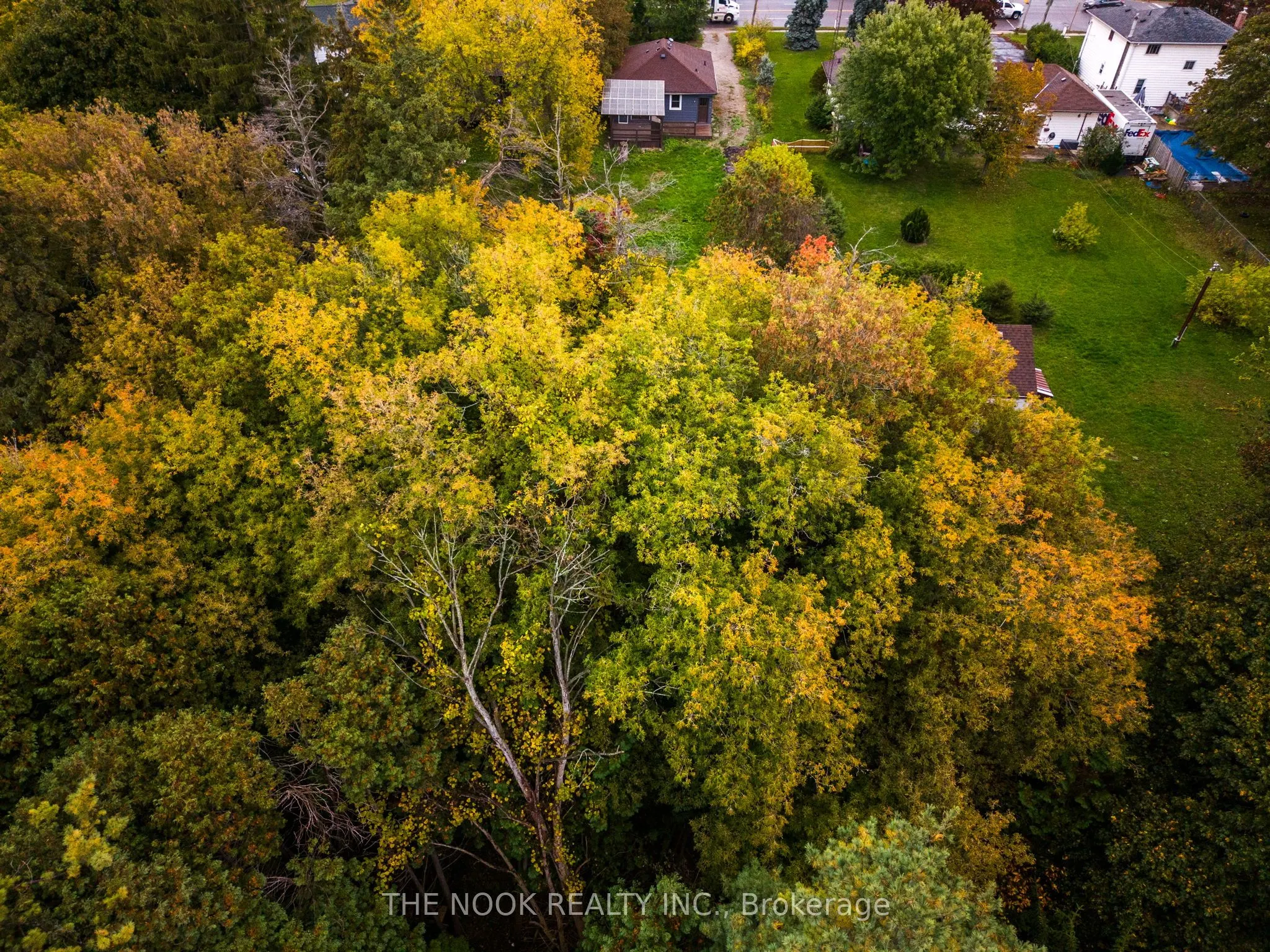 1496 Simcoe Street N