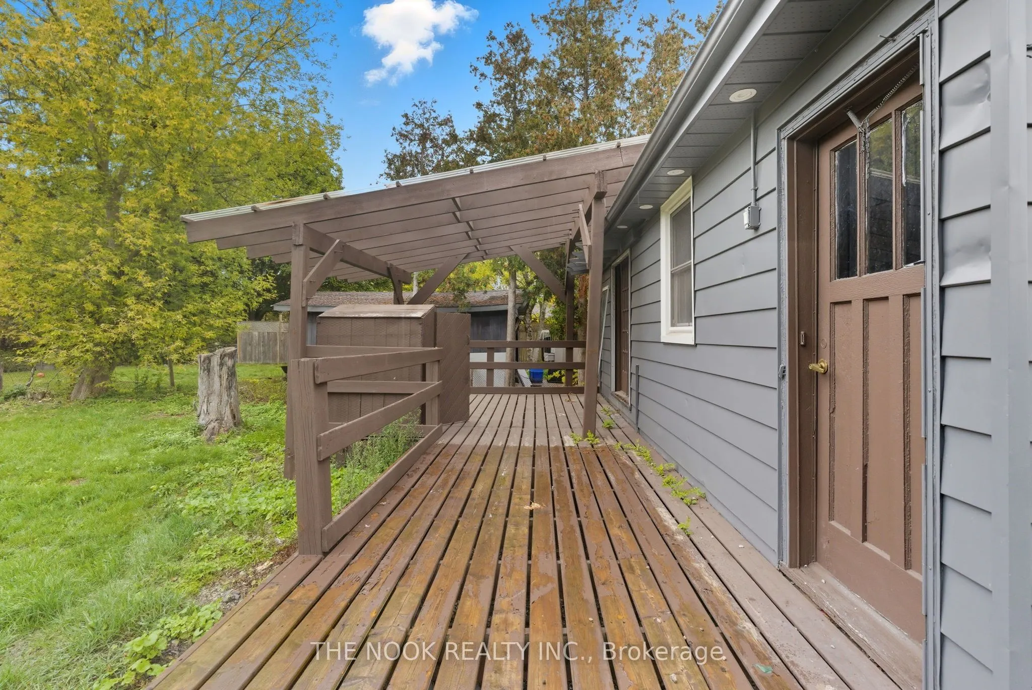 1496 Simcoe Street N
