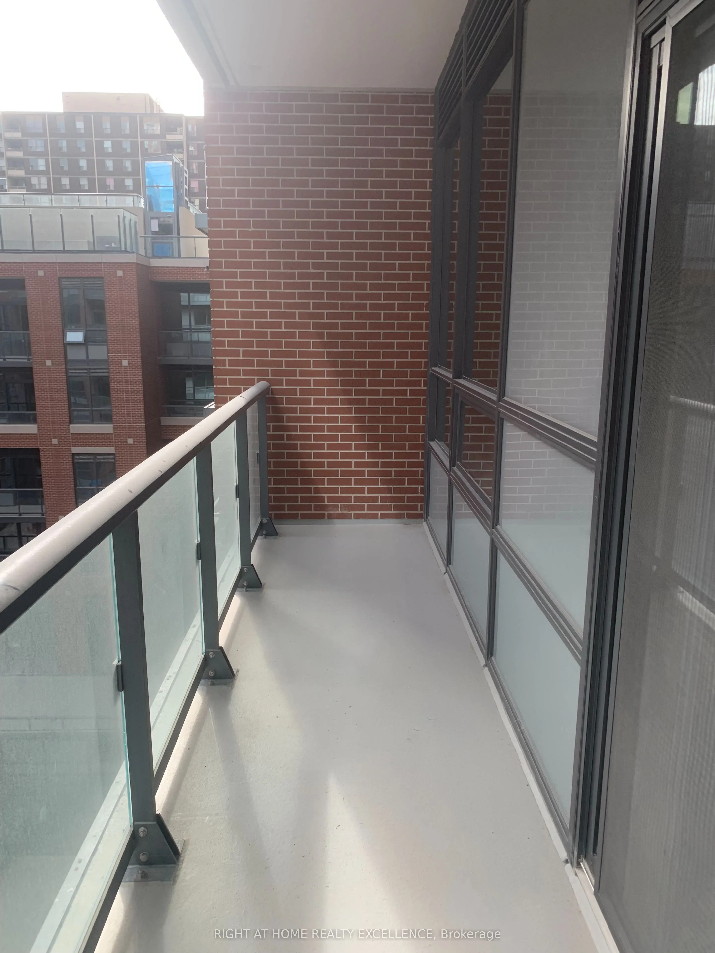 3260 Sheppard Avenue E, #604