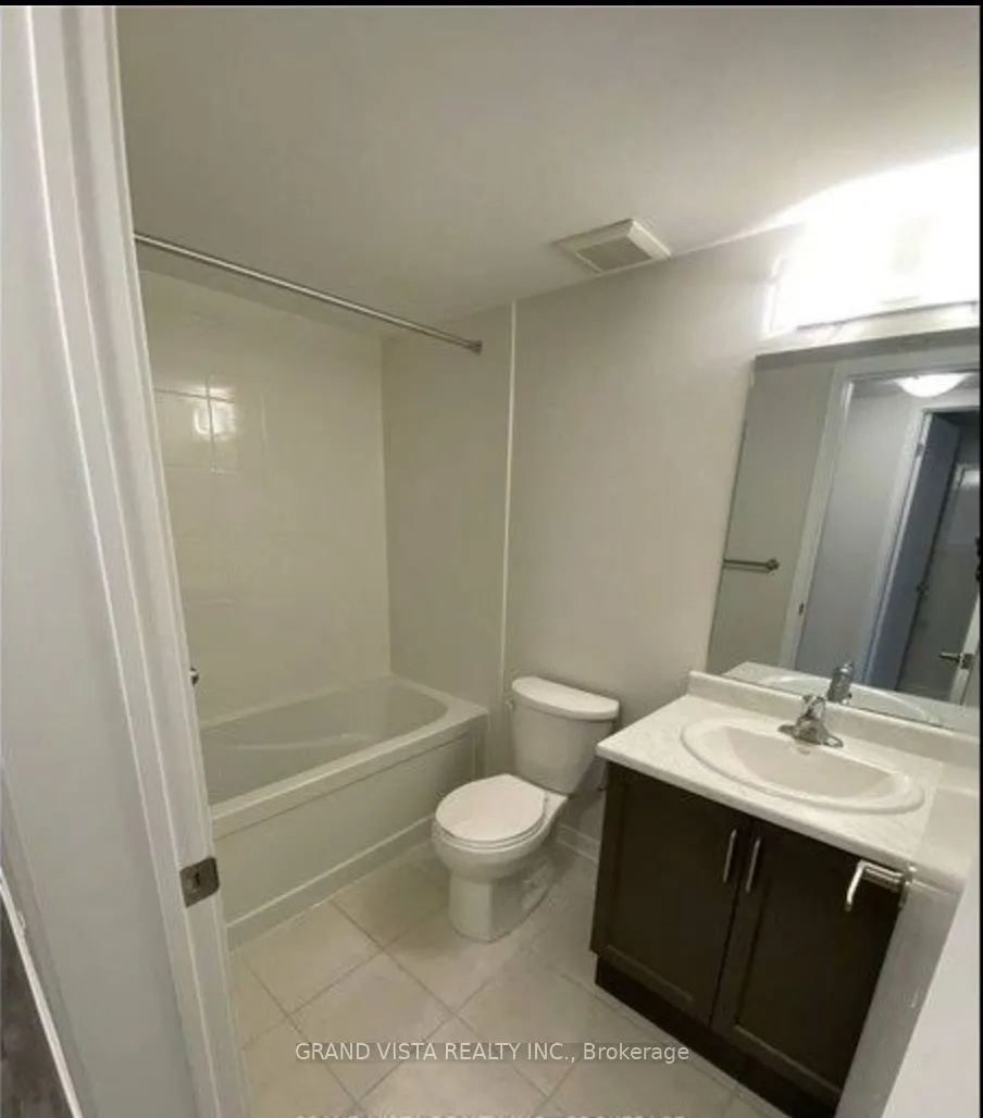 1460 Whites Road N, #109