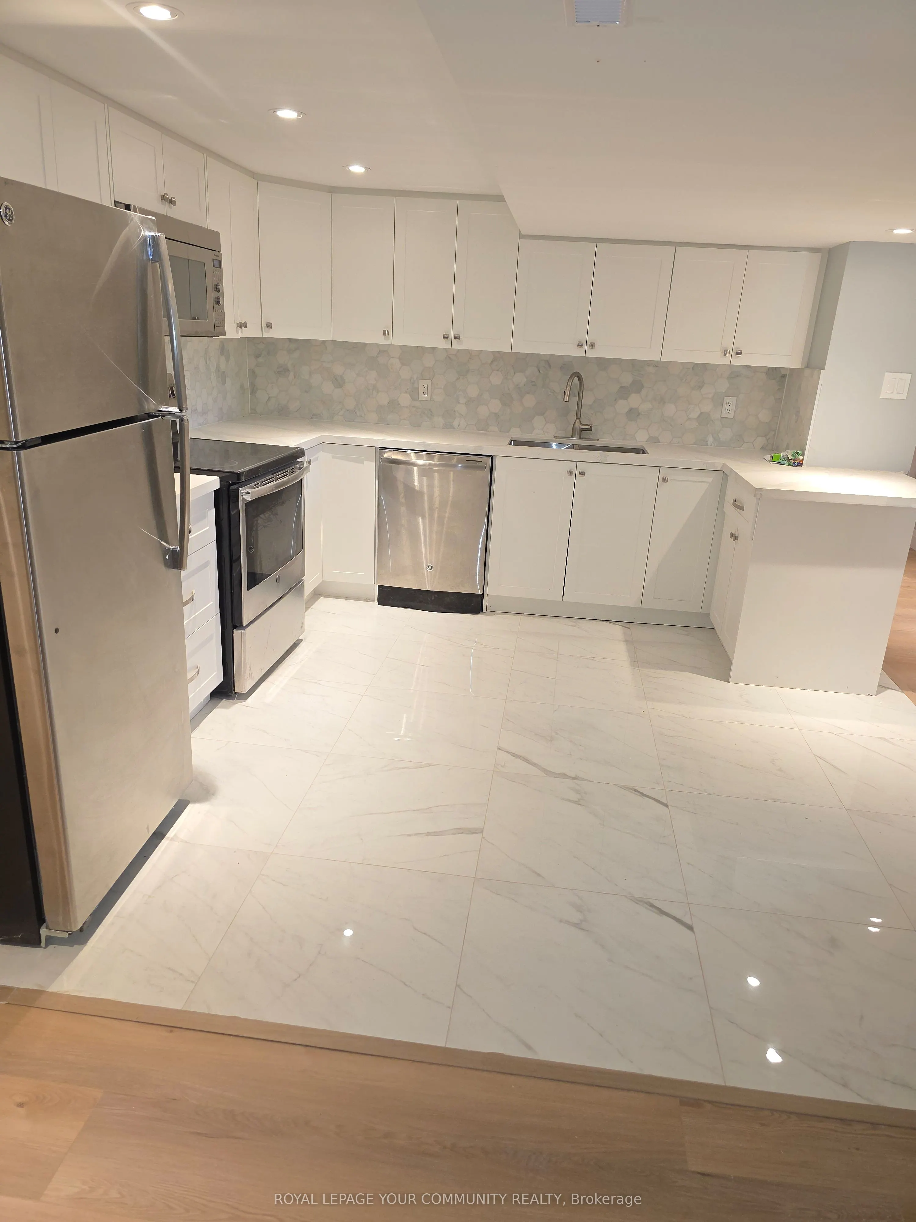 312 Cochrane Street, #Lower Level