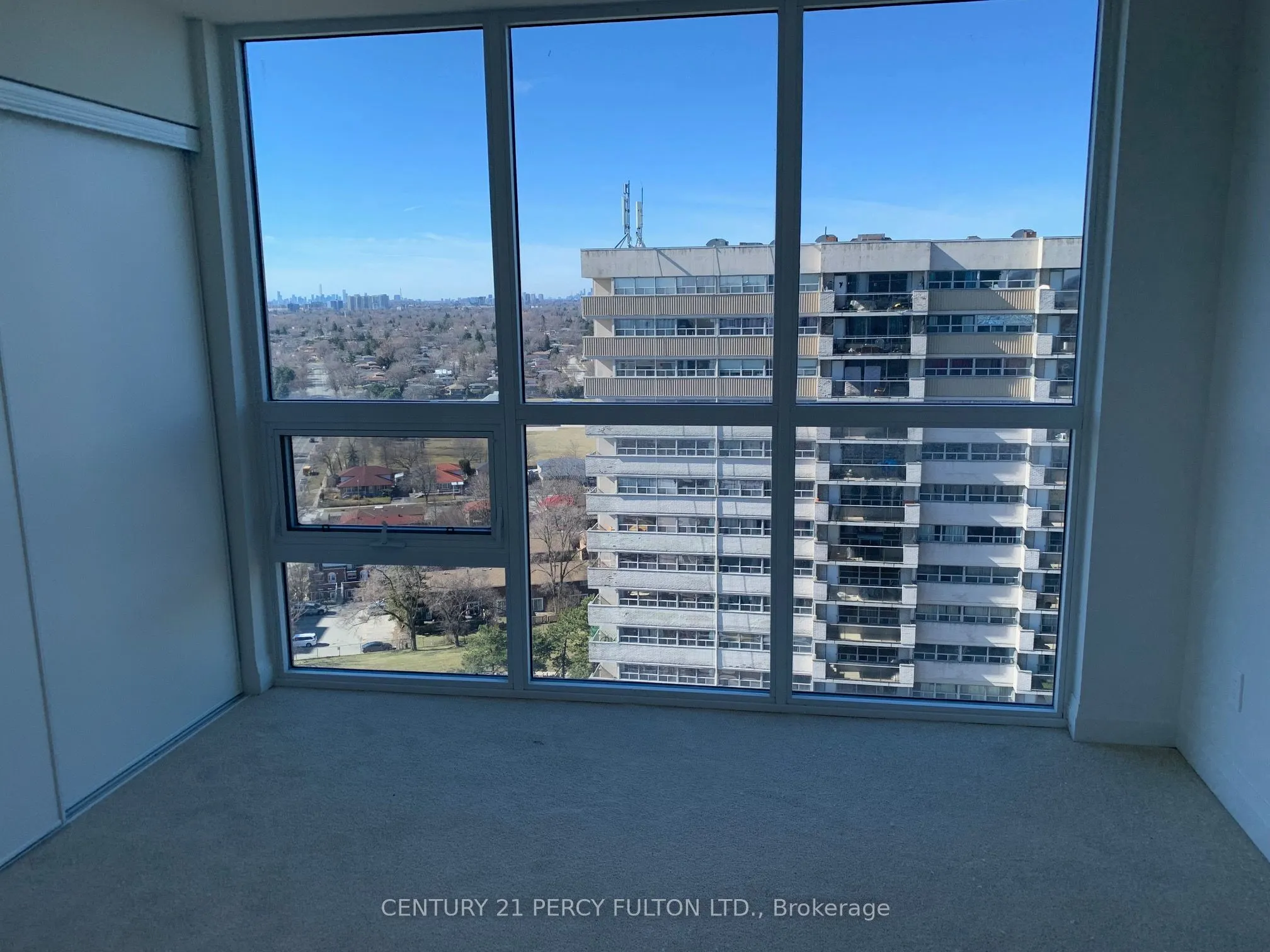 20 Meadowglen Place, #1906
