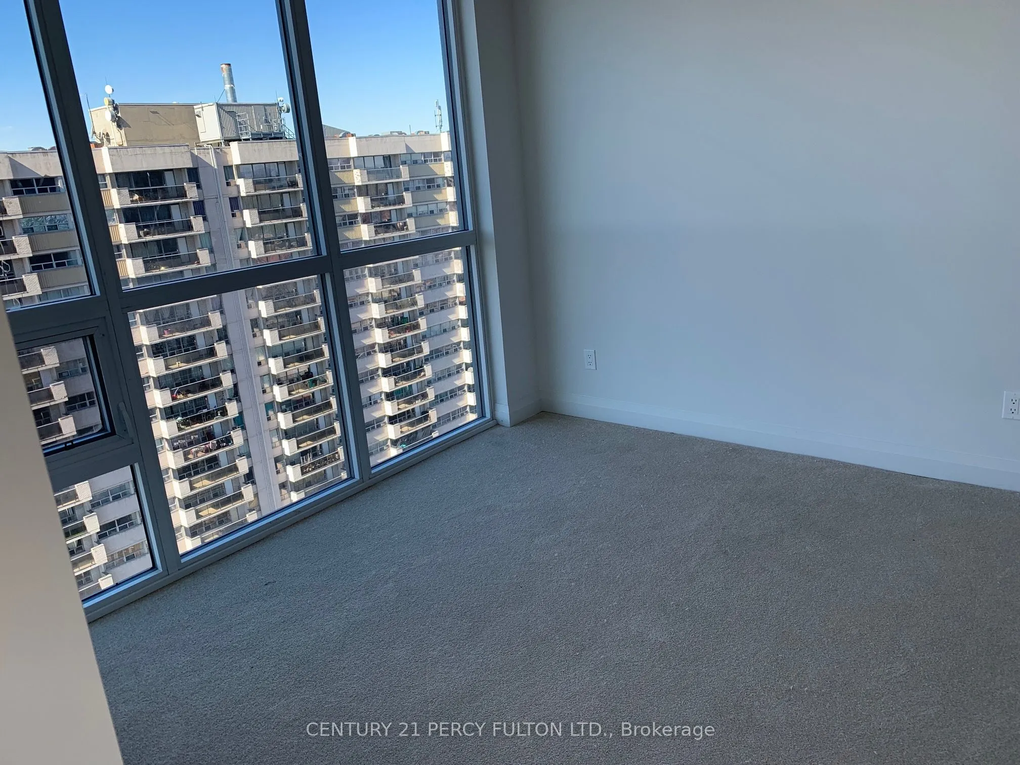 20 Meadowglen Place, #1906