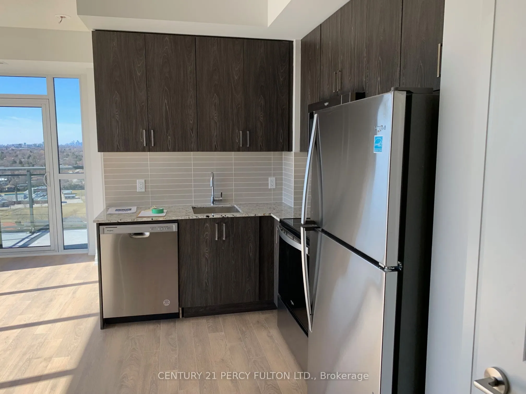 20 Meadowglen Place, #1906