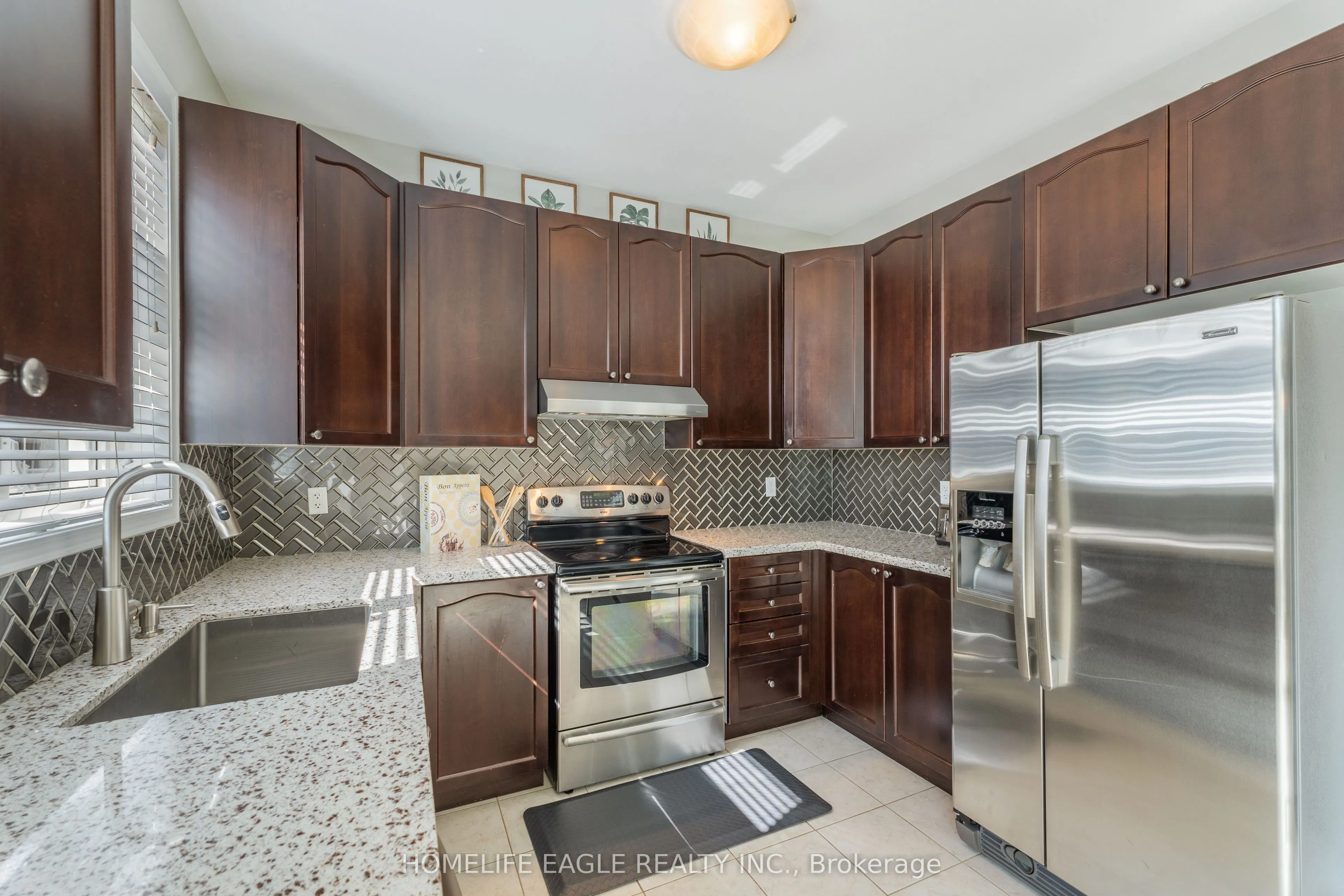 91 Eclipse Place