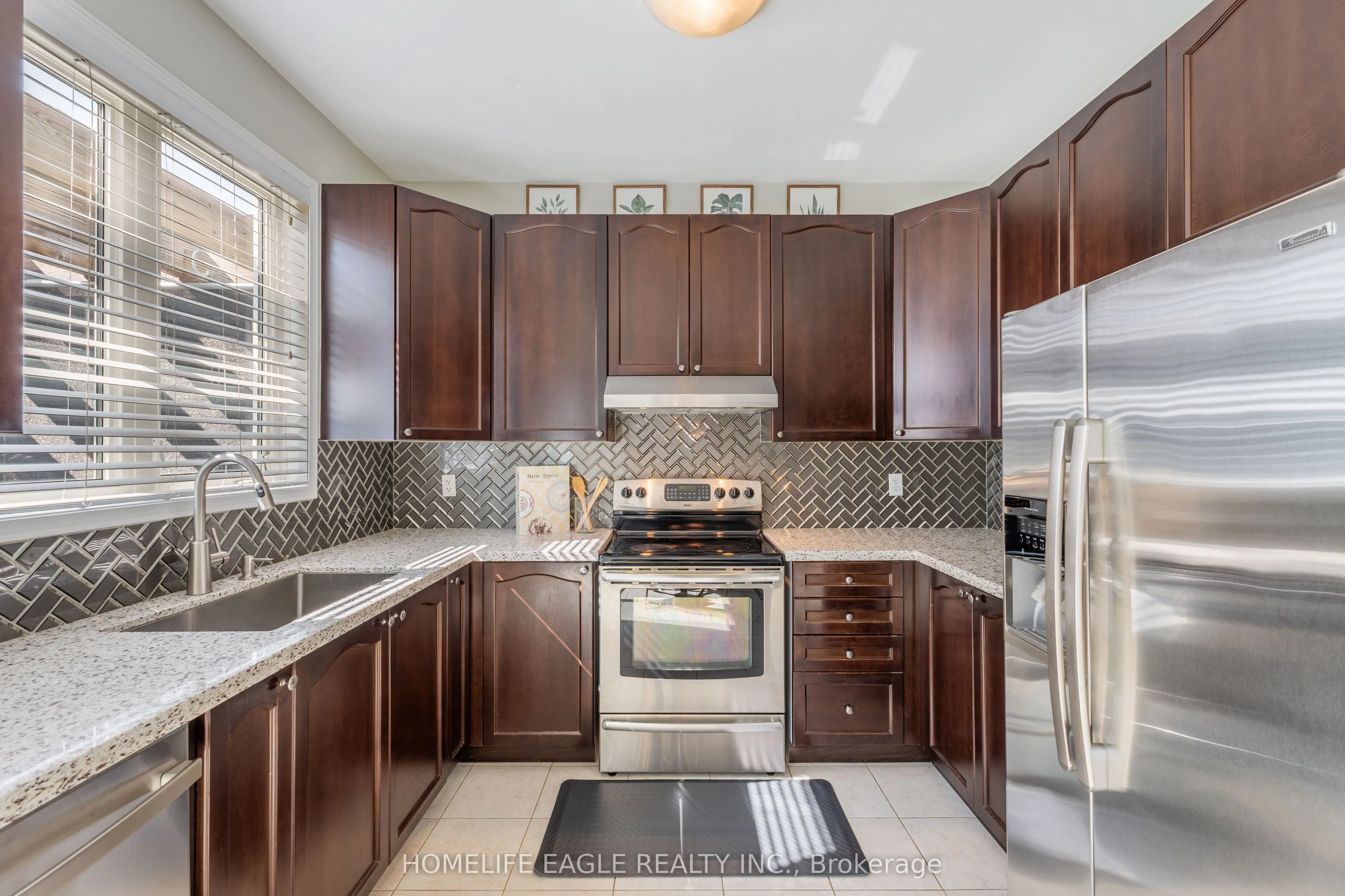 91 Eclipse Place
