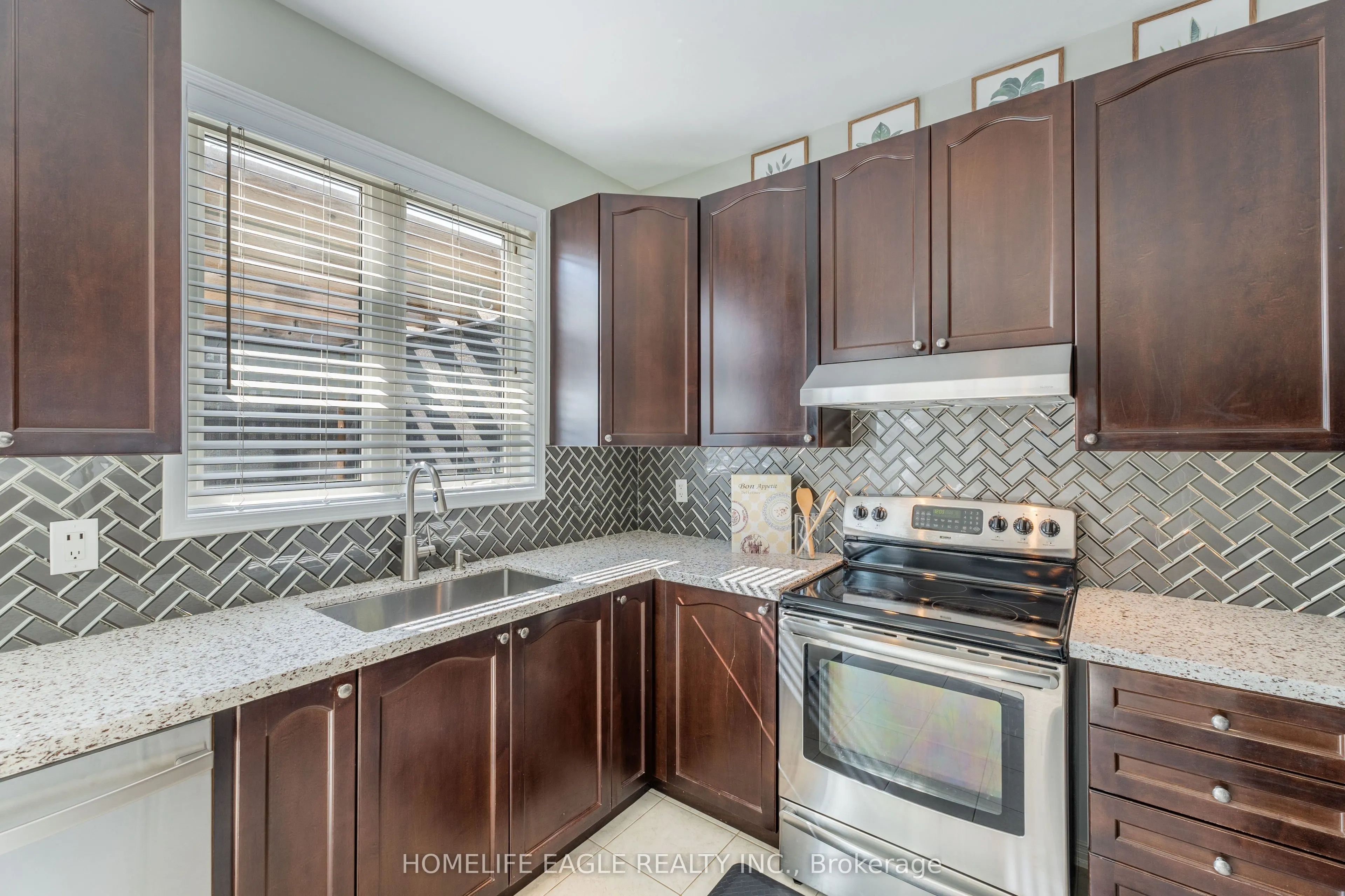 91 Eclipse Place