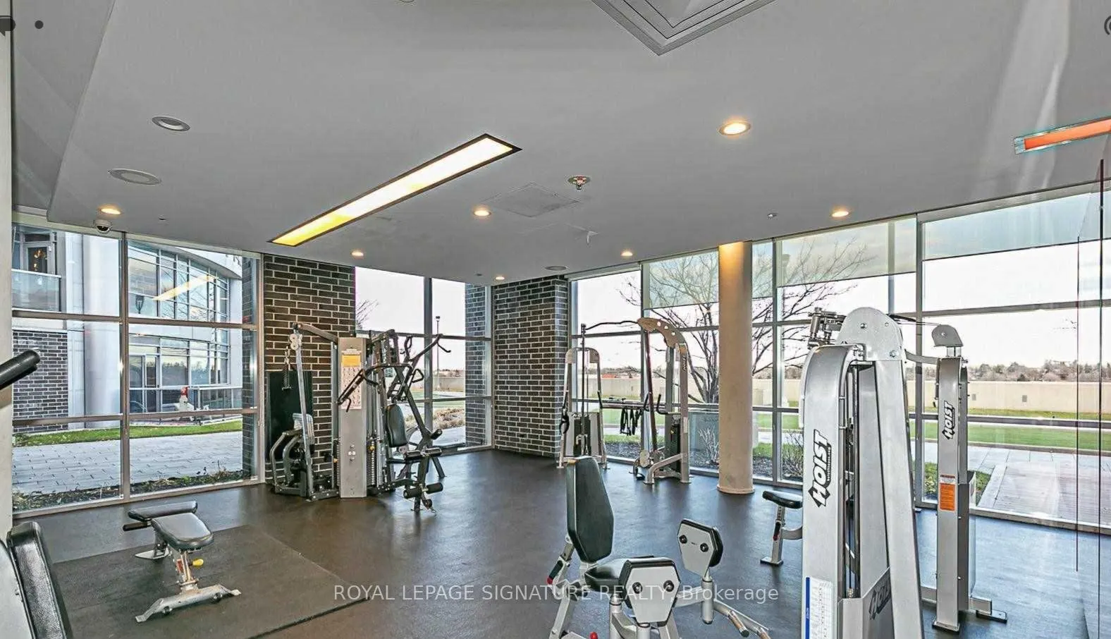 125 Village Green Square, #2301