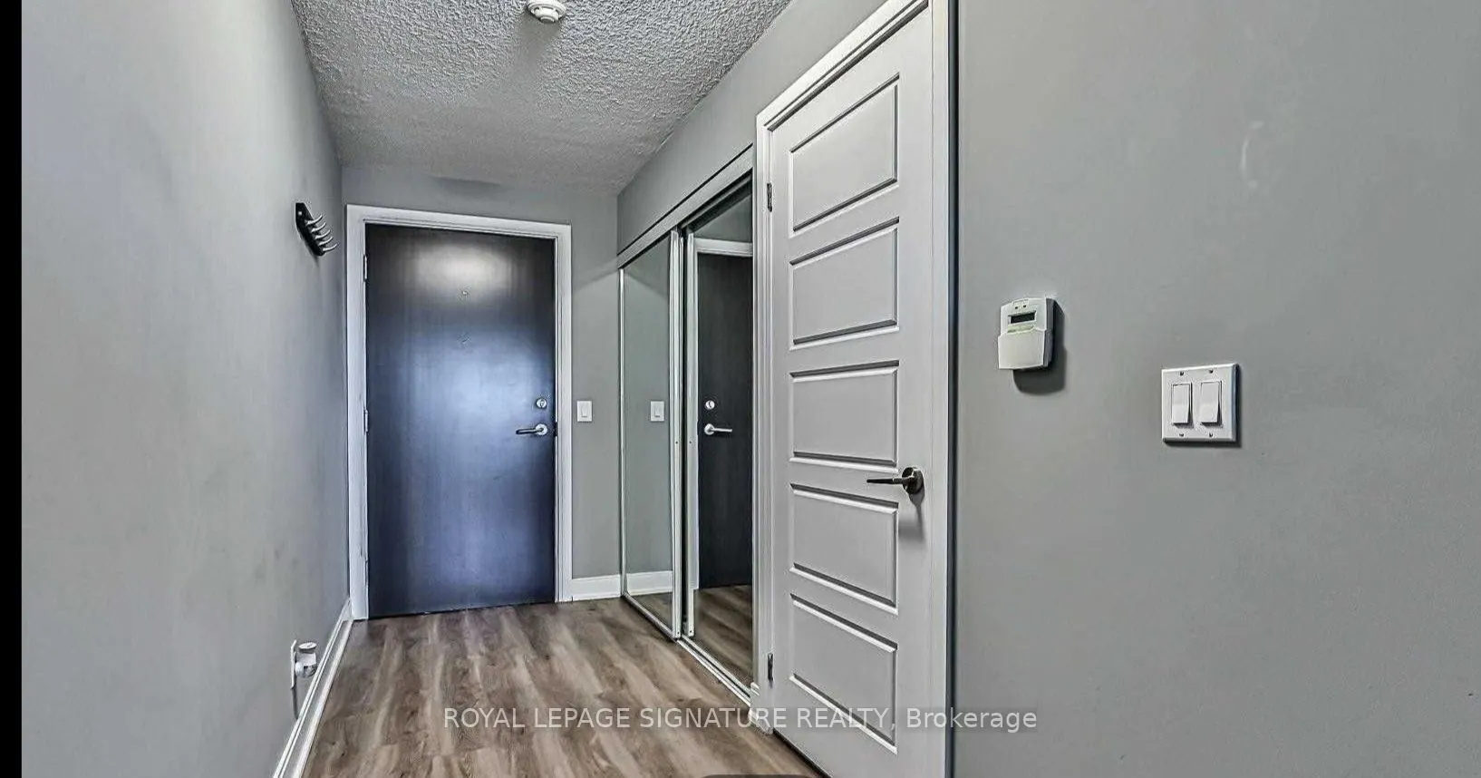 125 Village Green Square, #2301