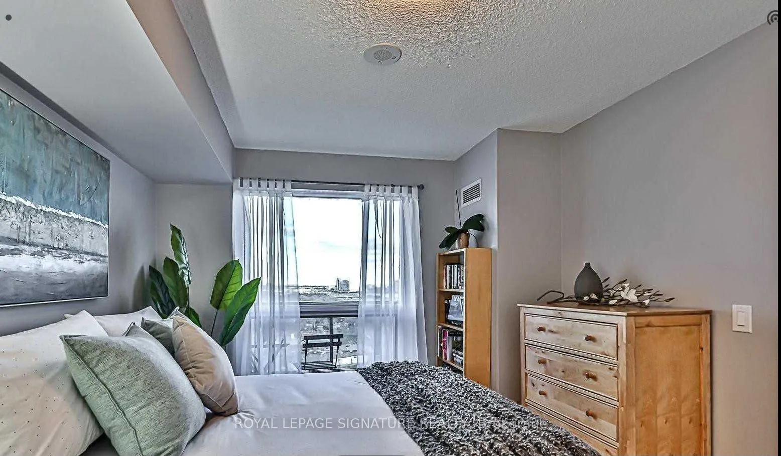 125 Village Green Square, #2301