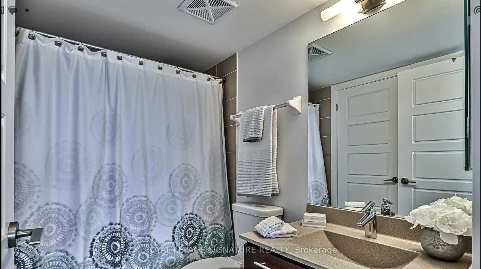 125 Village Green Square, #2301