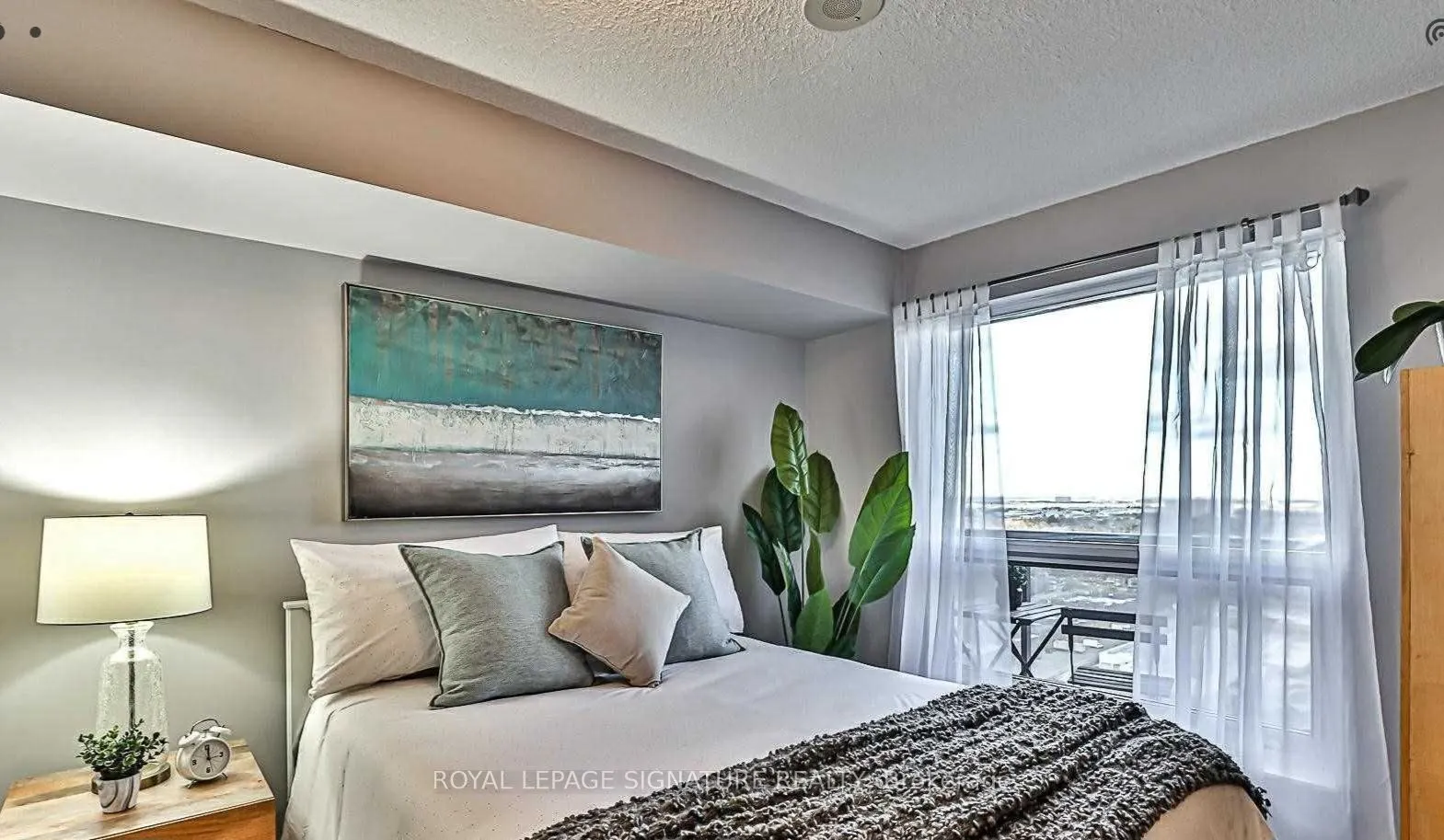 125 Village Green Square, #2301