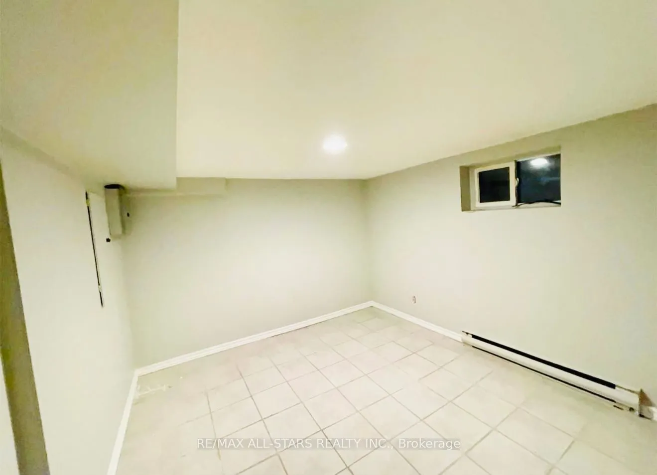 1918A Queen Street E, #1