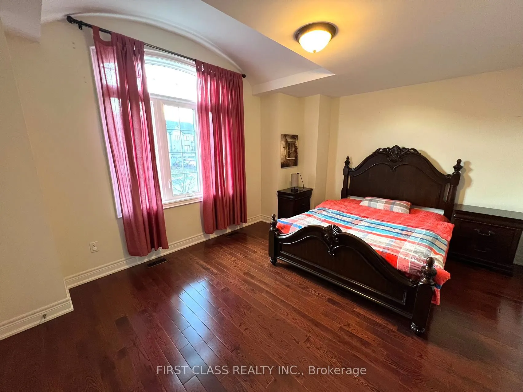 826 Wingarden Crescent