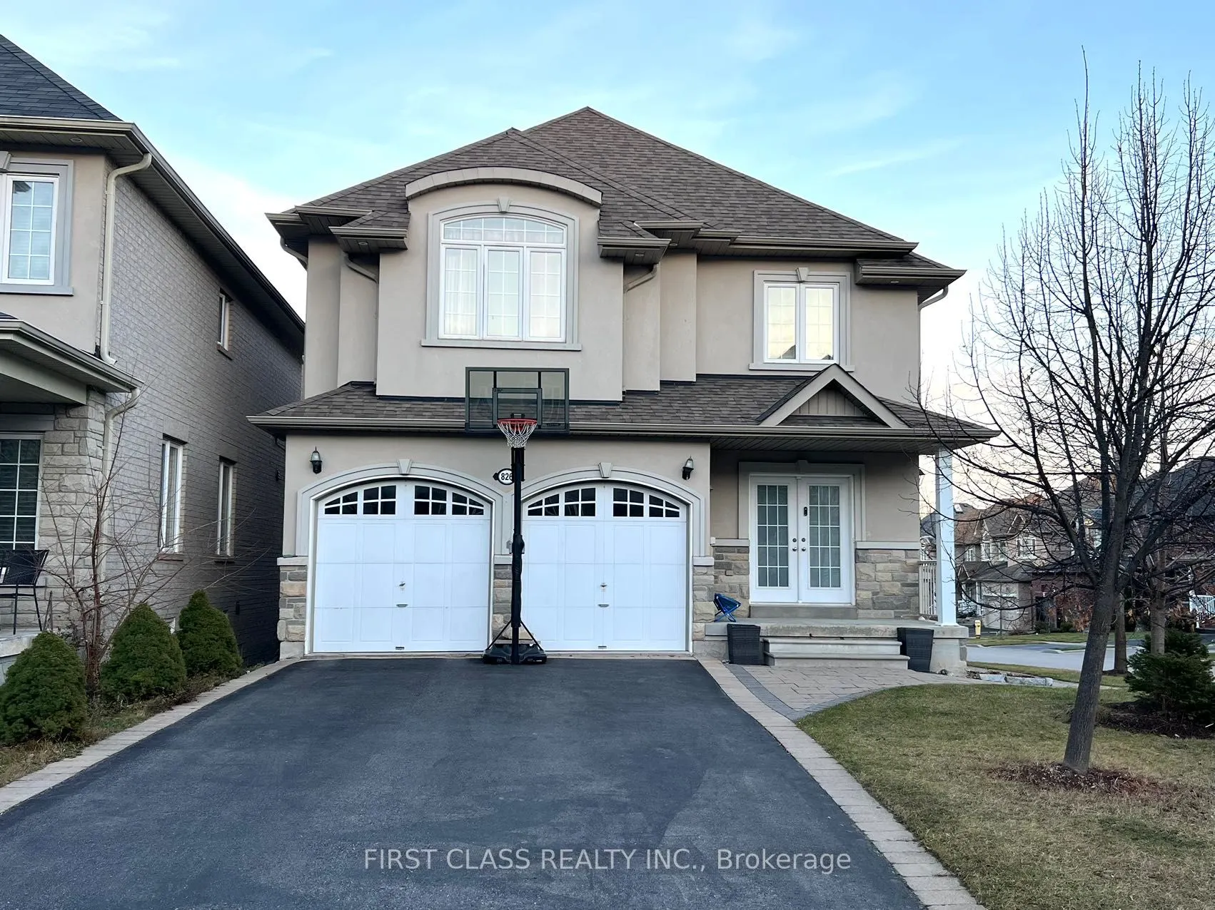 826 Wingarden Crescent