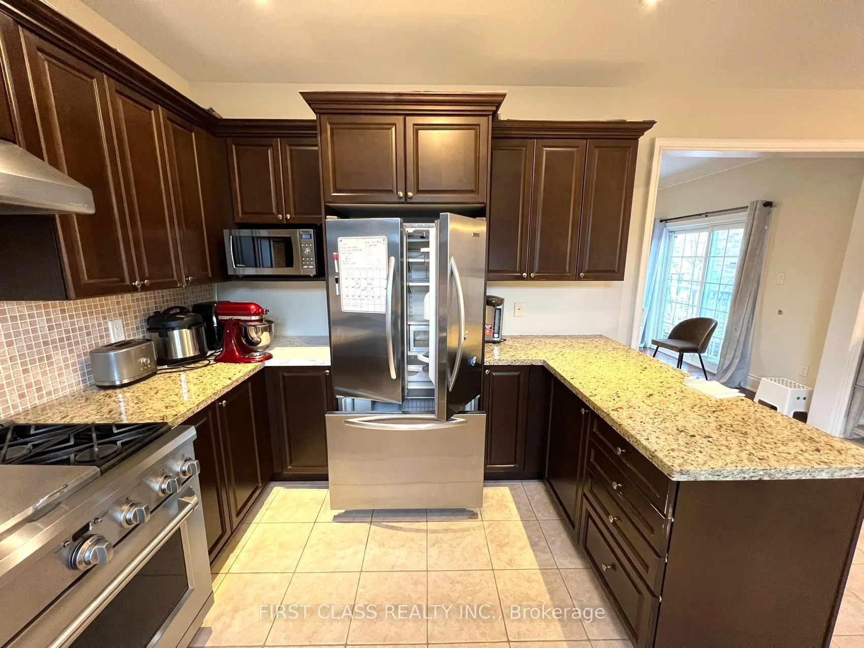 826 Wingarden Crescent
