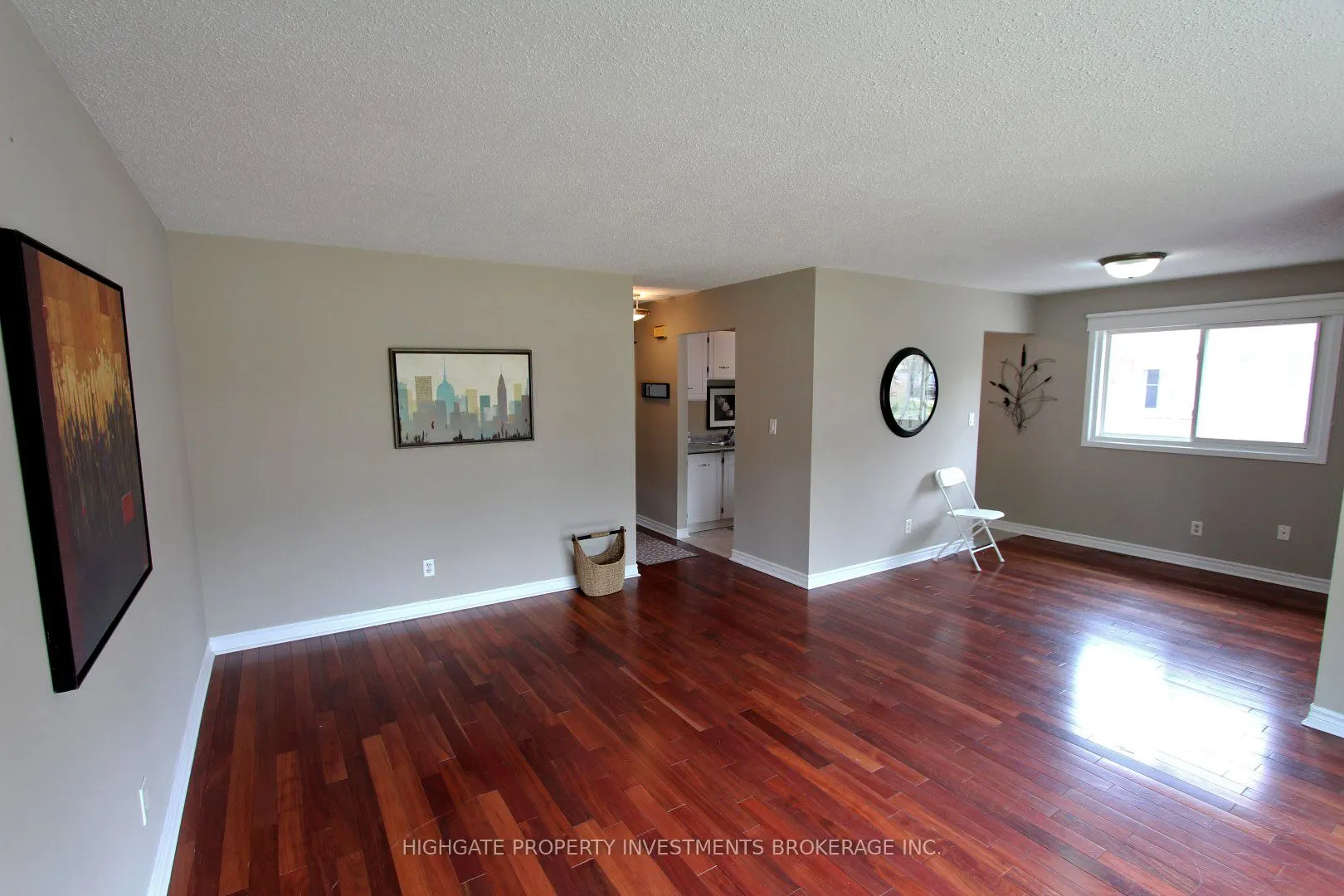 47 Snowball Crescent