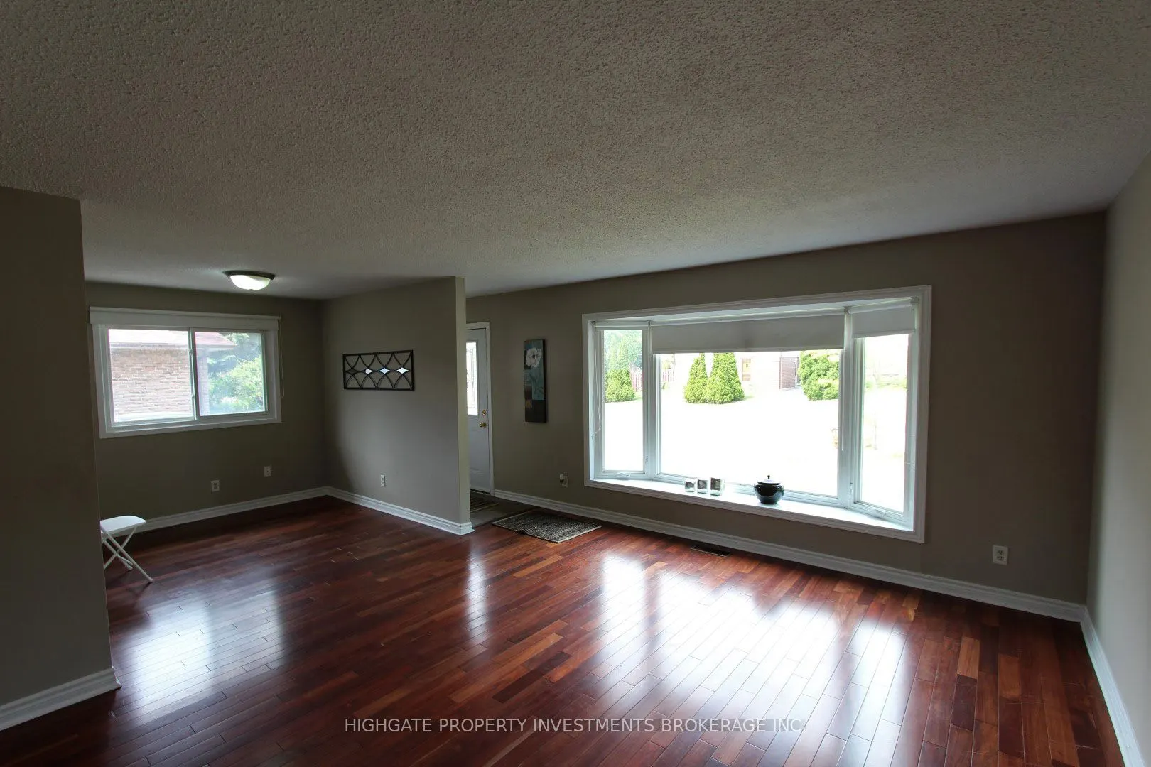 47 Snowball Crescent