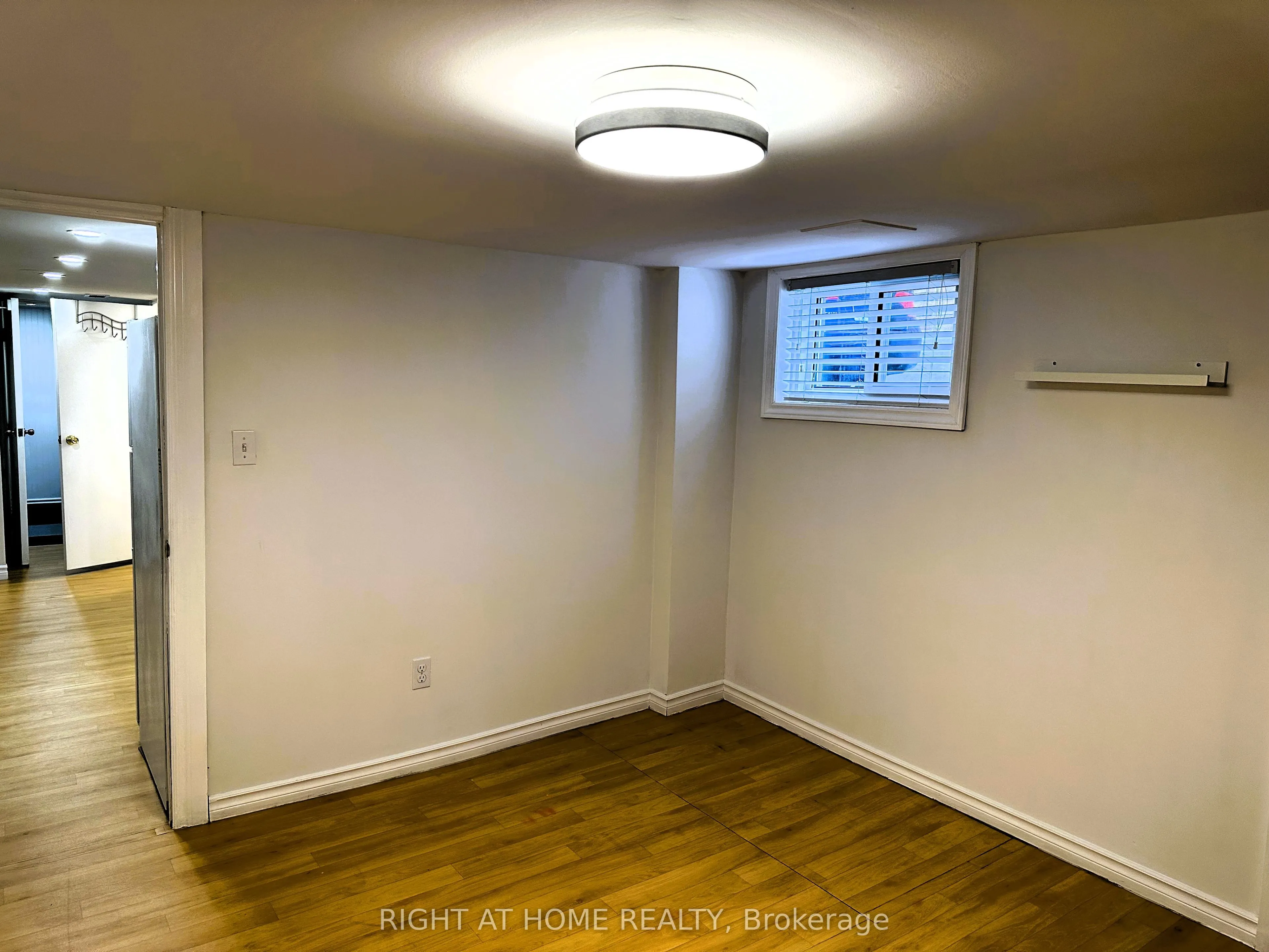120 Central Park Boulevard N, #Lower
