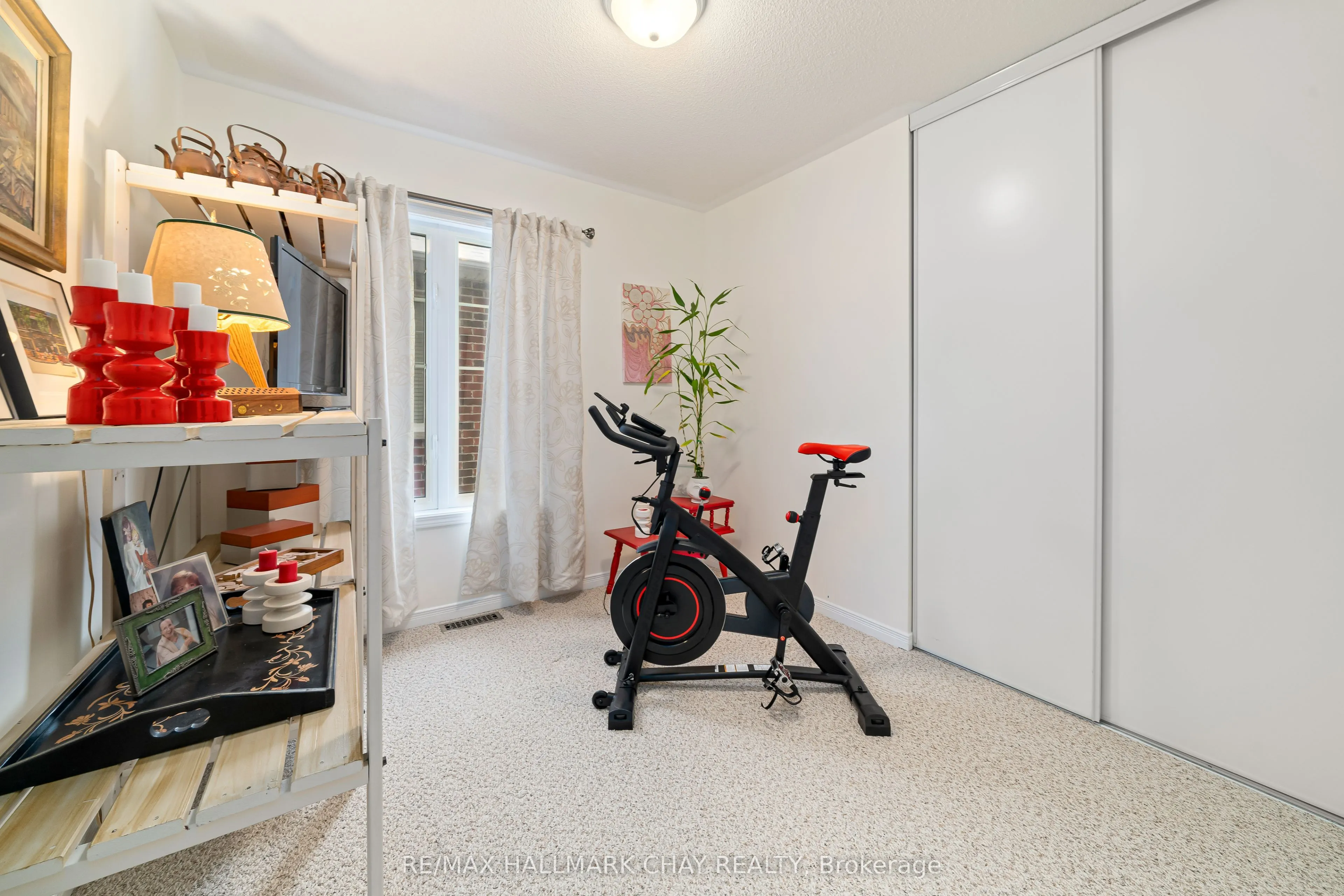 571 Longworth Avenue, #13