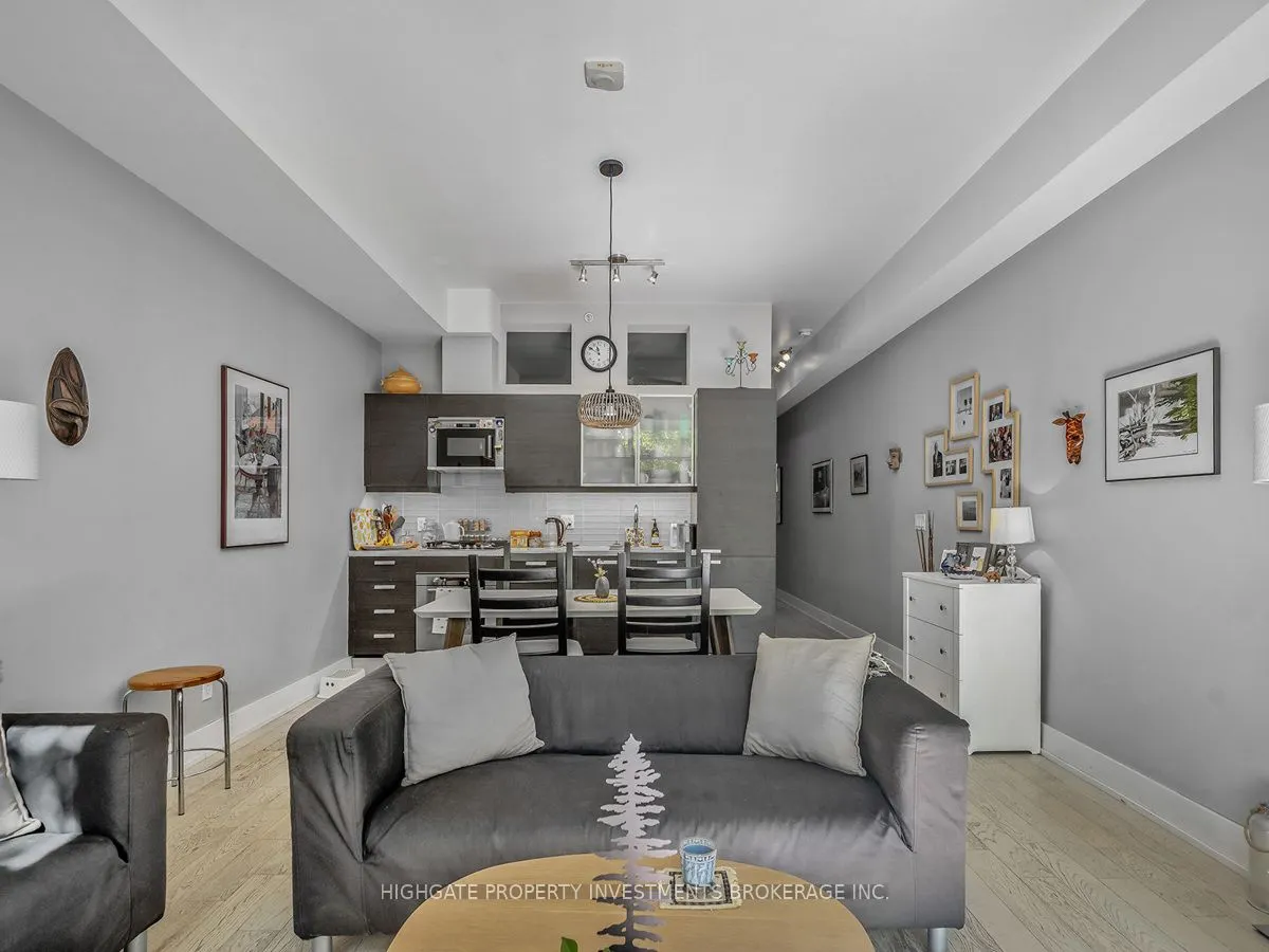 66 Kippendavie Avenue, #105