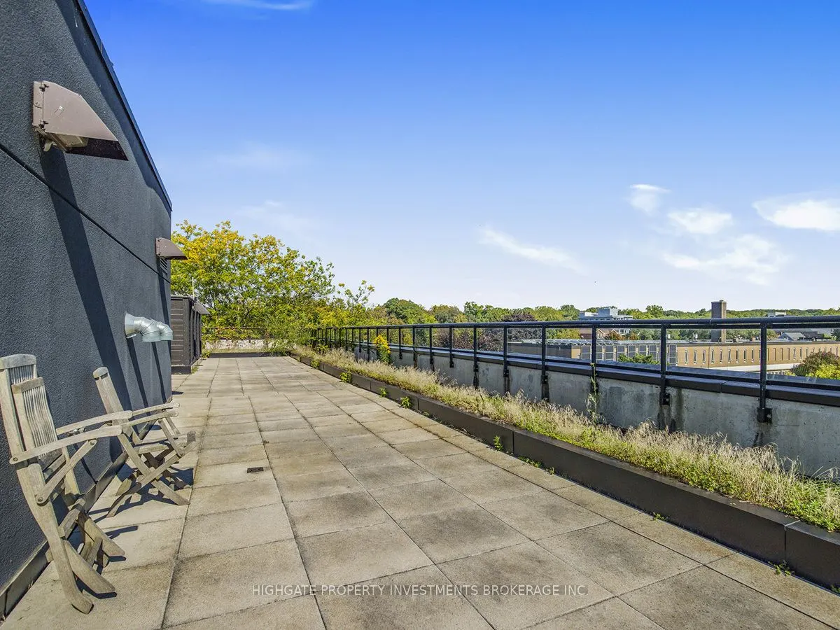 66 Kippendavie Avenue, #105