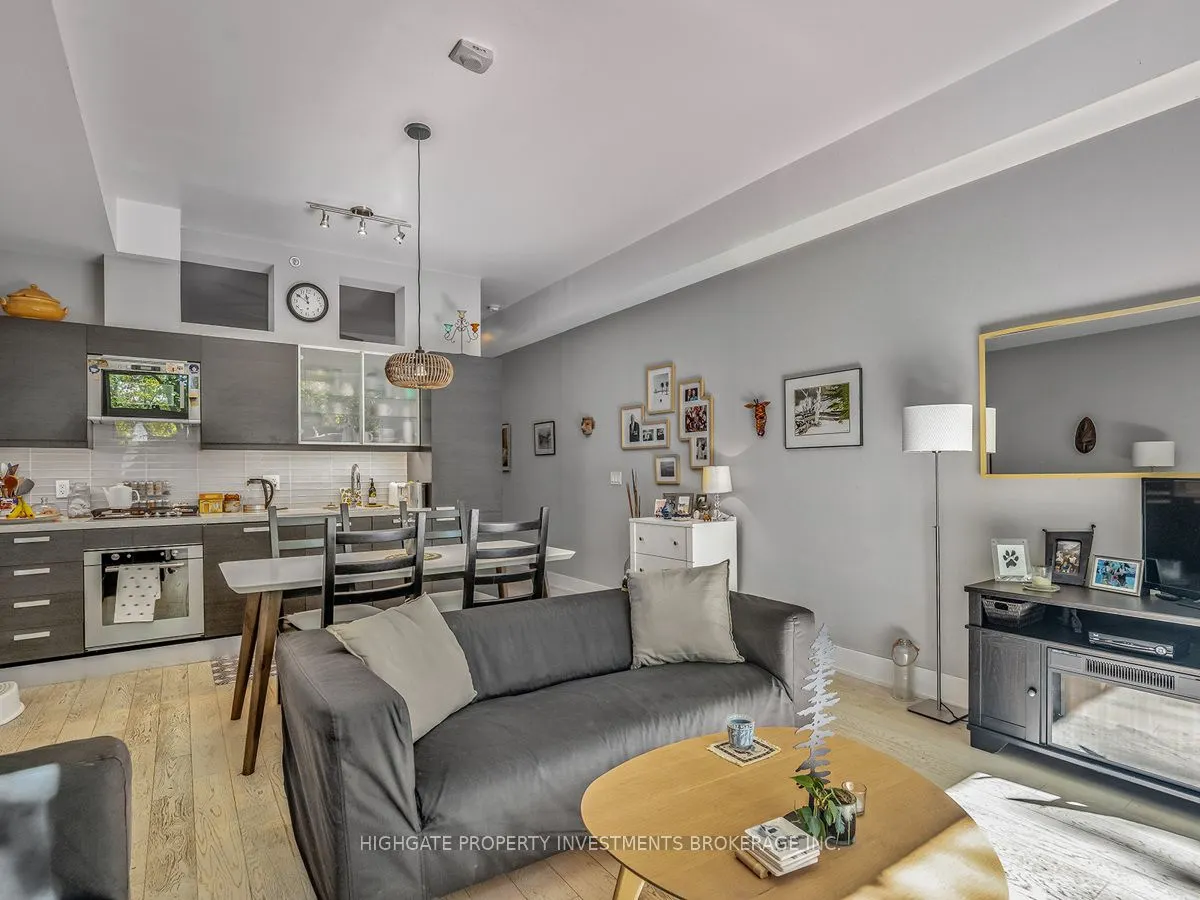 66 Kippendavie Avenue, #105