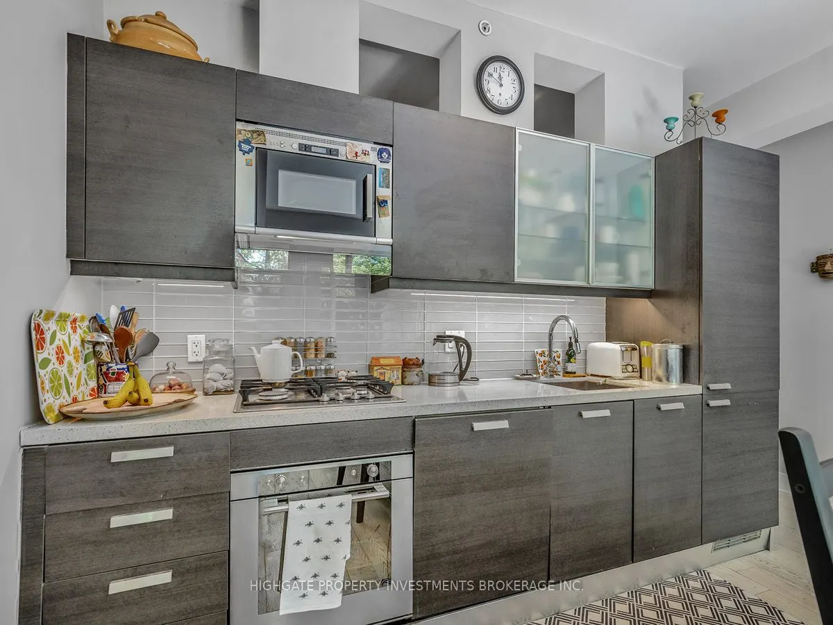 66 Kippendavie Avenue, #105